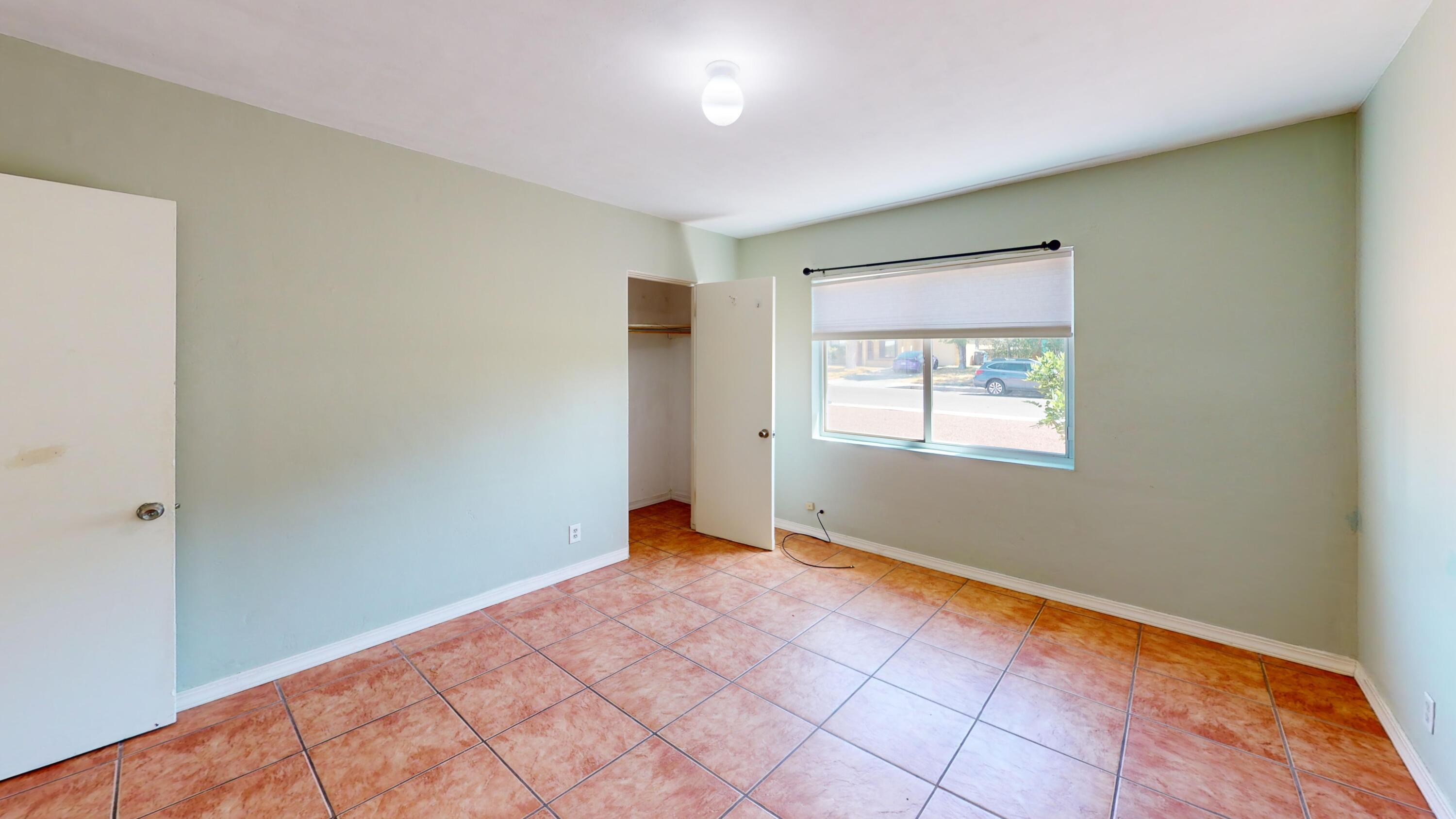 Photo 11 — 2607 General Bradley Street NE