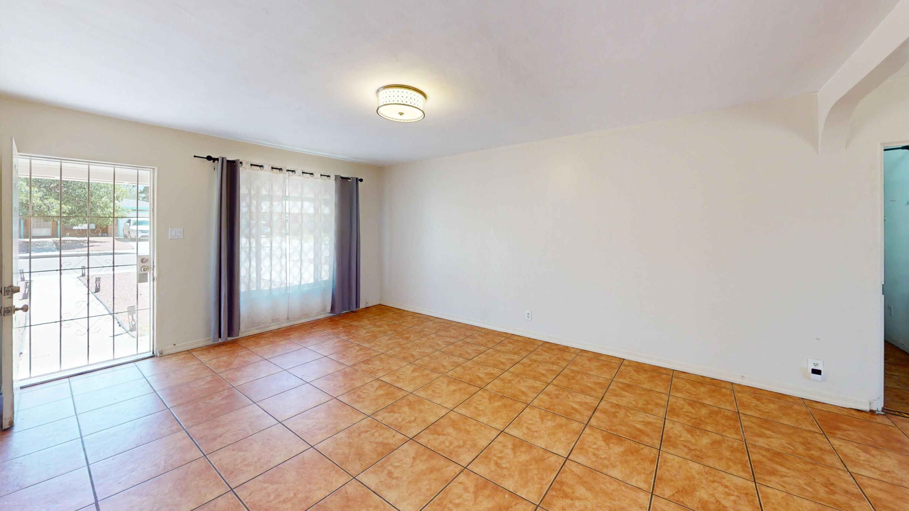 Photo 3 — 2607 General Bradley Street NE