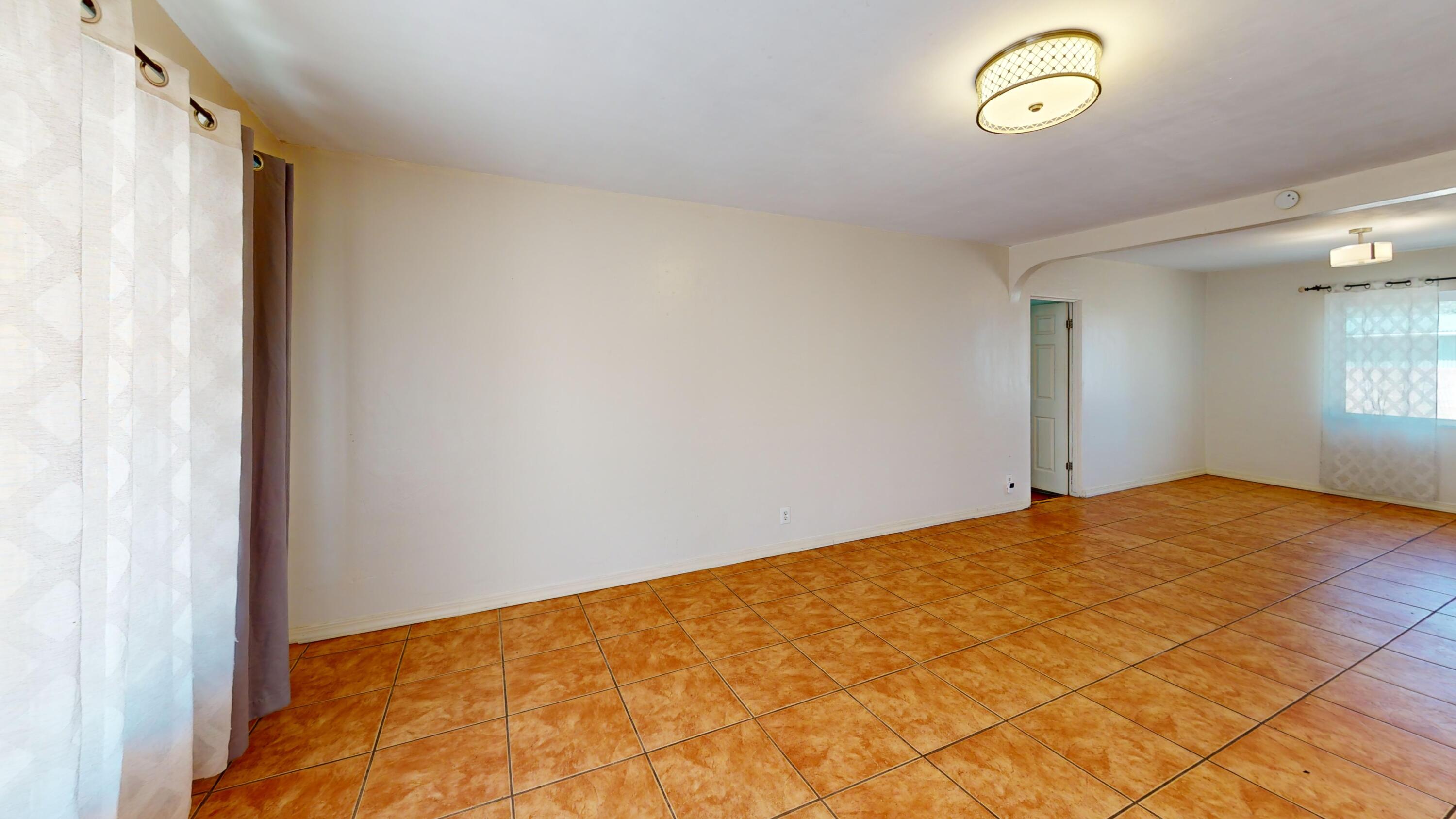 Photo 4 — 2607 General Bradley Street NE