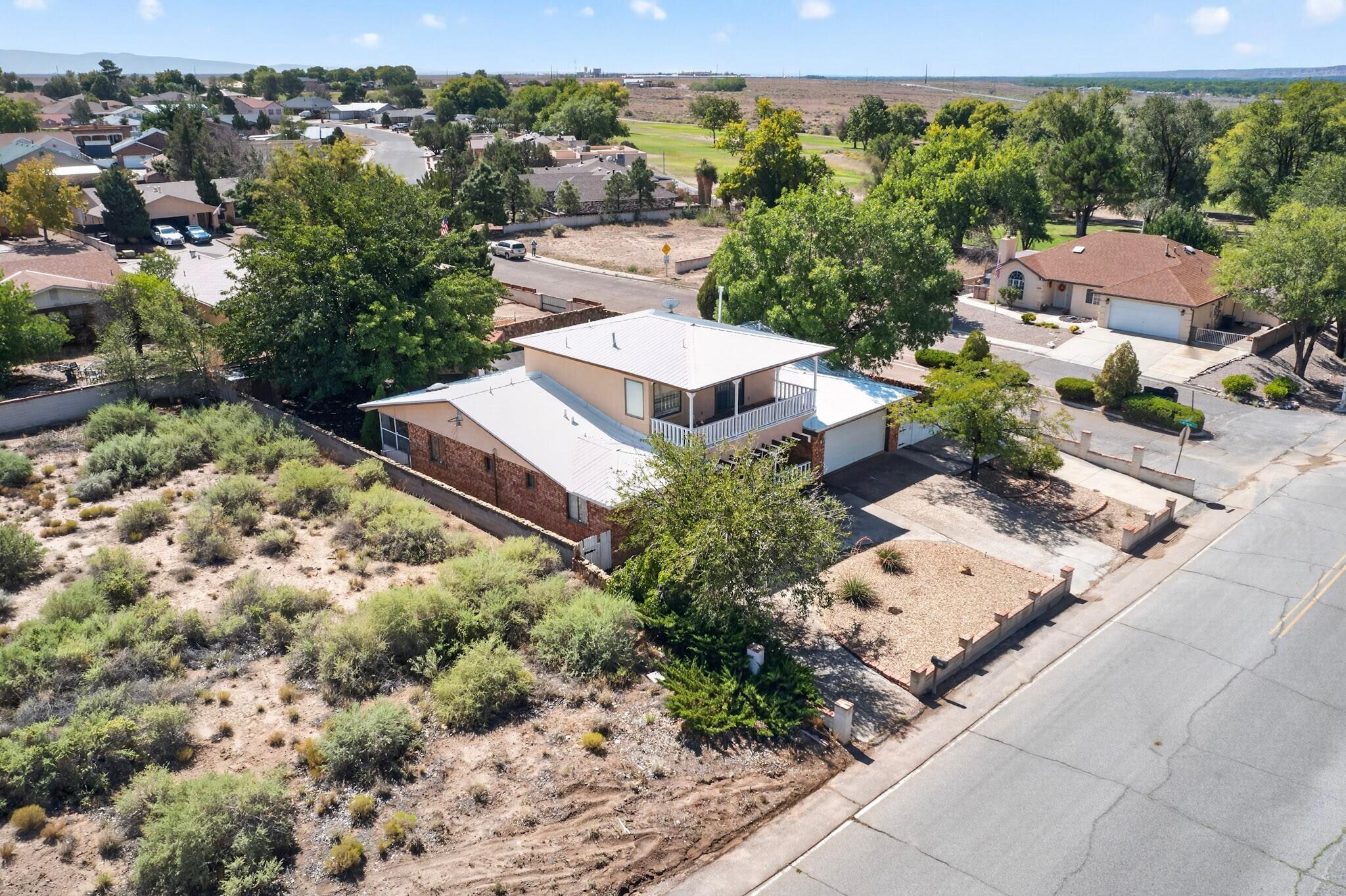 Photo 18 — 1690 Golf Course Road