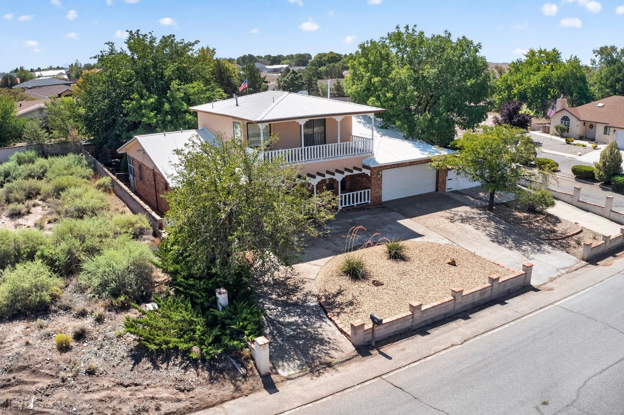 Photo 14 — 1690 Golf Course Road
