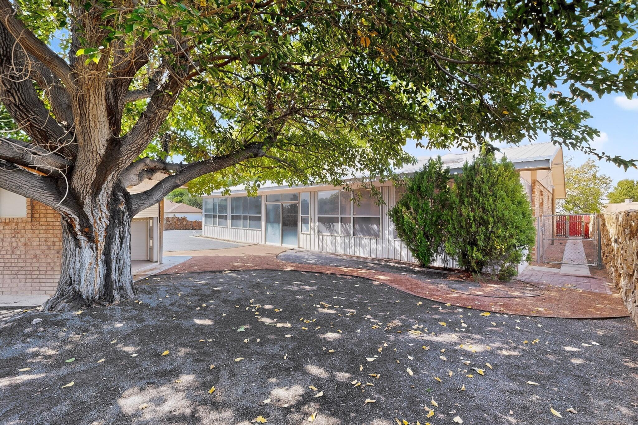 Photo 8 — 1690 Golf Course Road