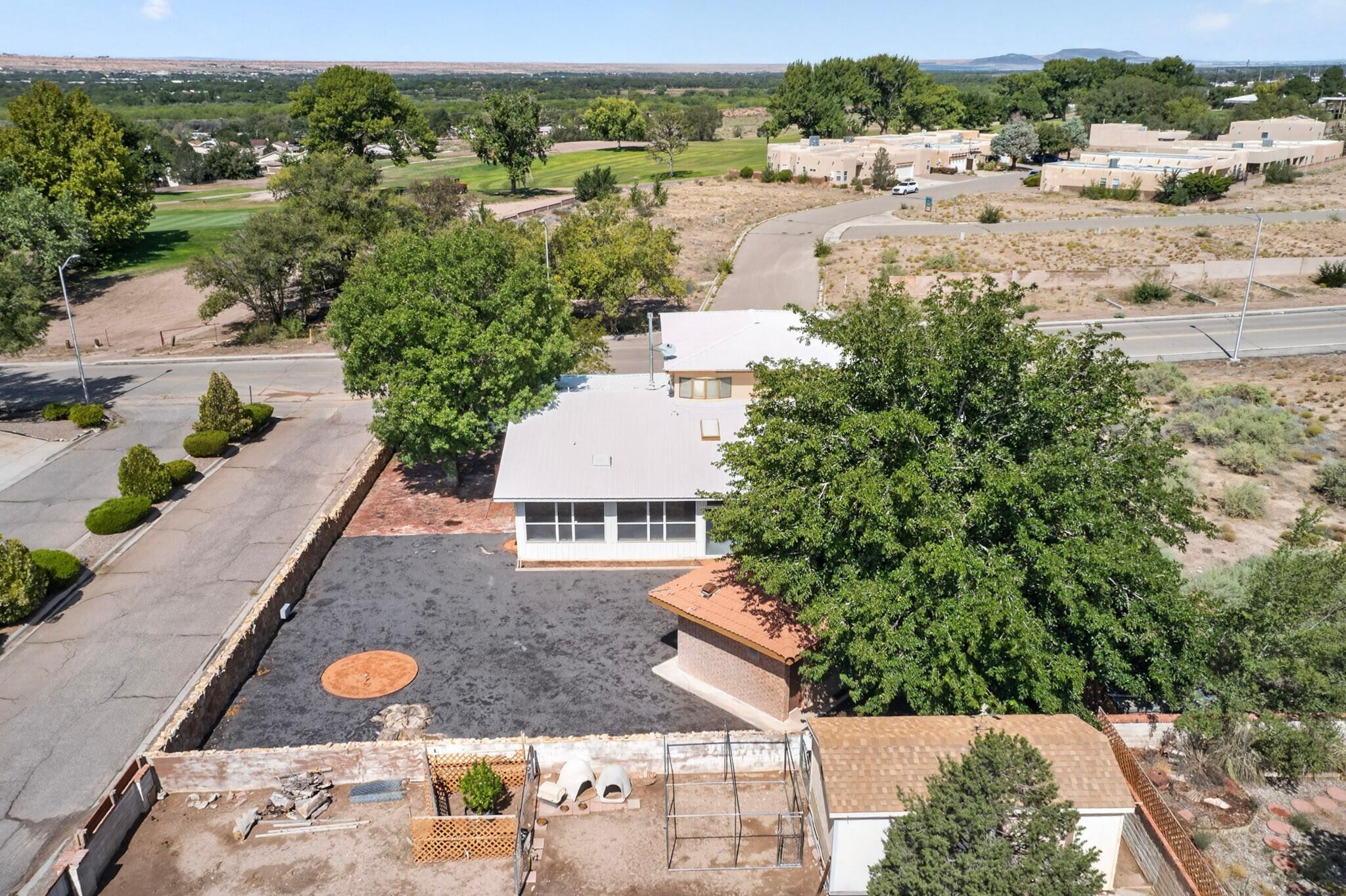 Photo 6 — 1690 Golf Course Road