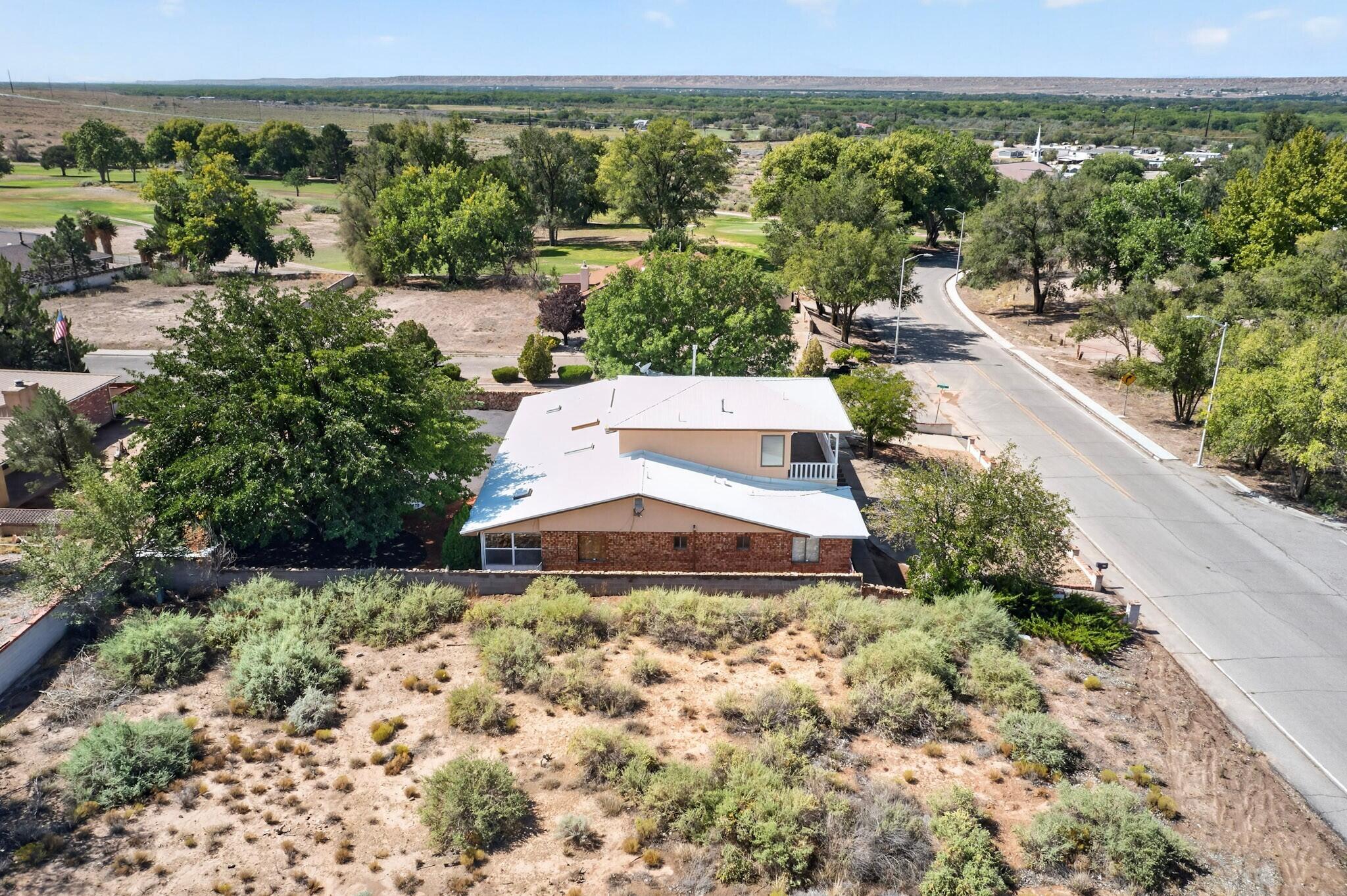 Photo 5 — 1690 Golf Course Road