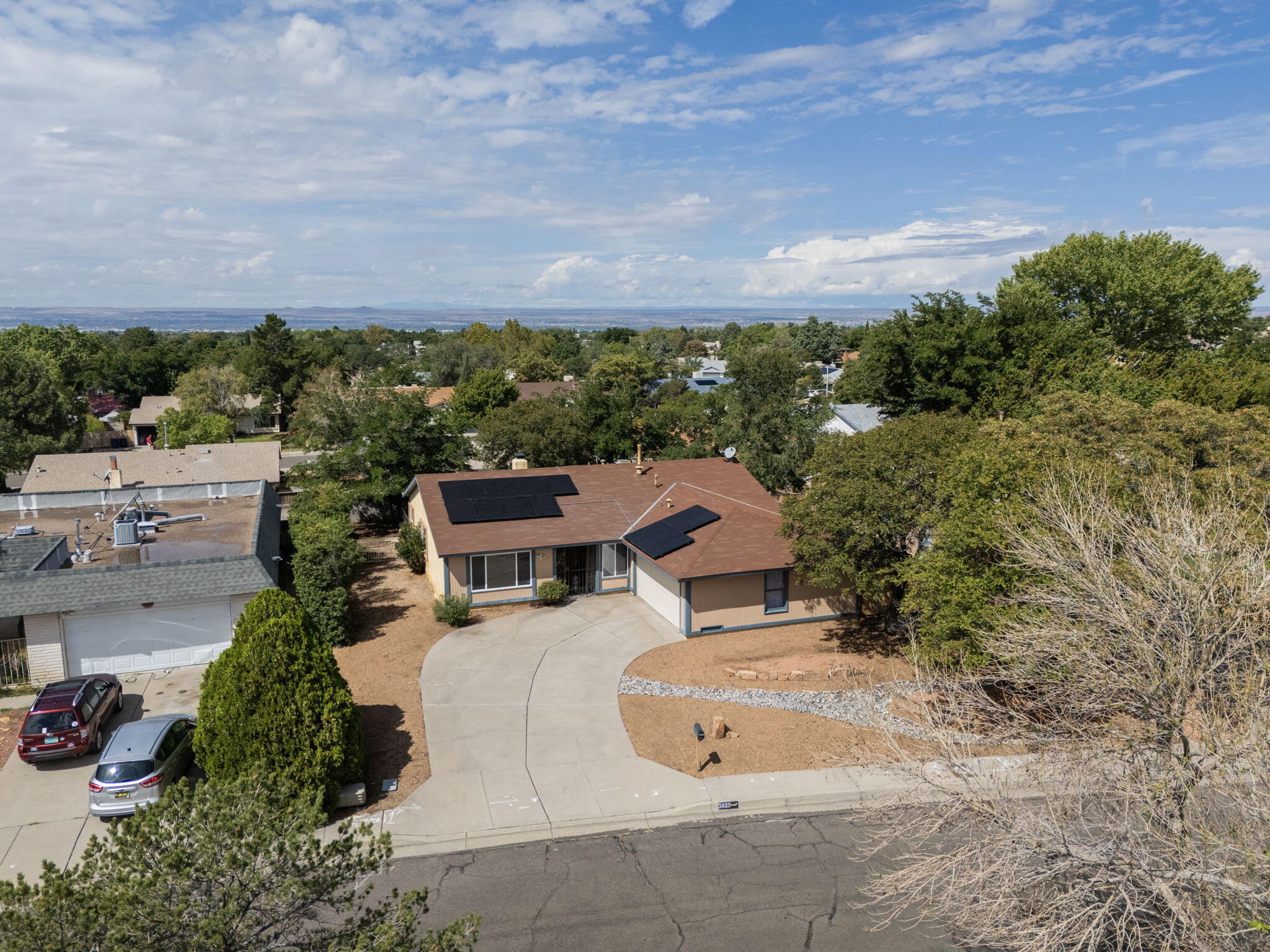 3825 Westerfeld Drive NE, Albuquerque, NM 87111