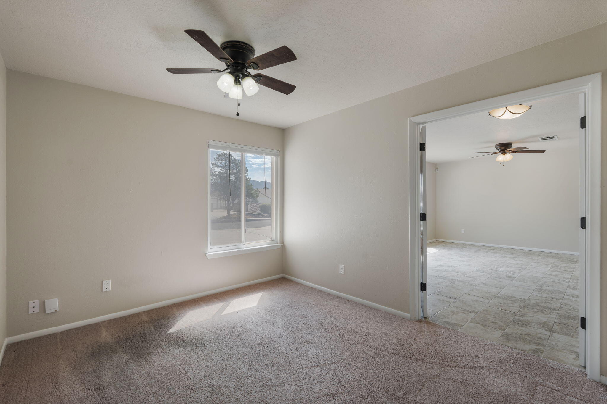 Photo 11 — 3825 Westerfeld Drive NE