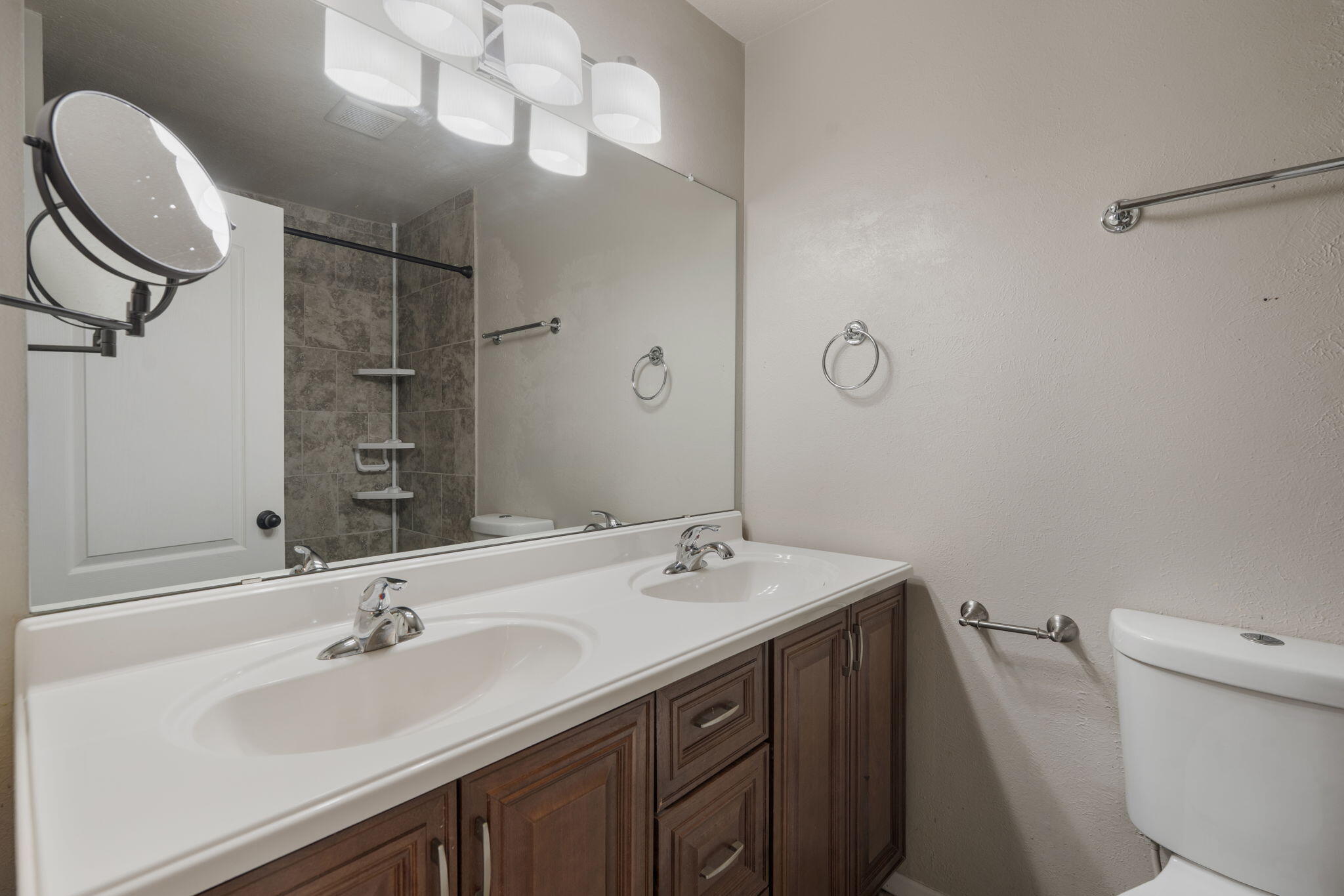 Photo 20 — 3825 Westerfeld Drive NE