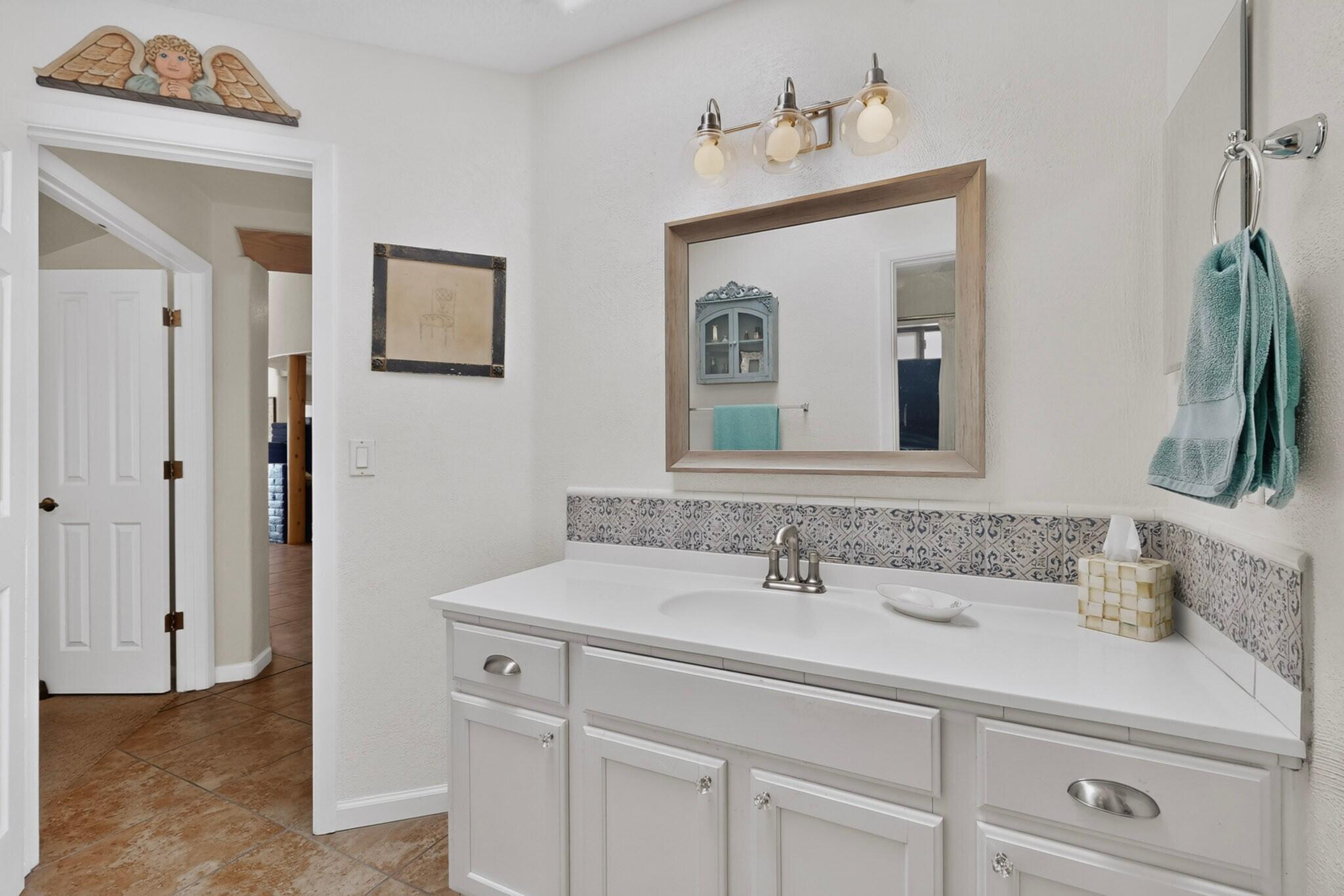 Photo 18 — 10819 Chicobush Drive NW