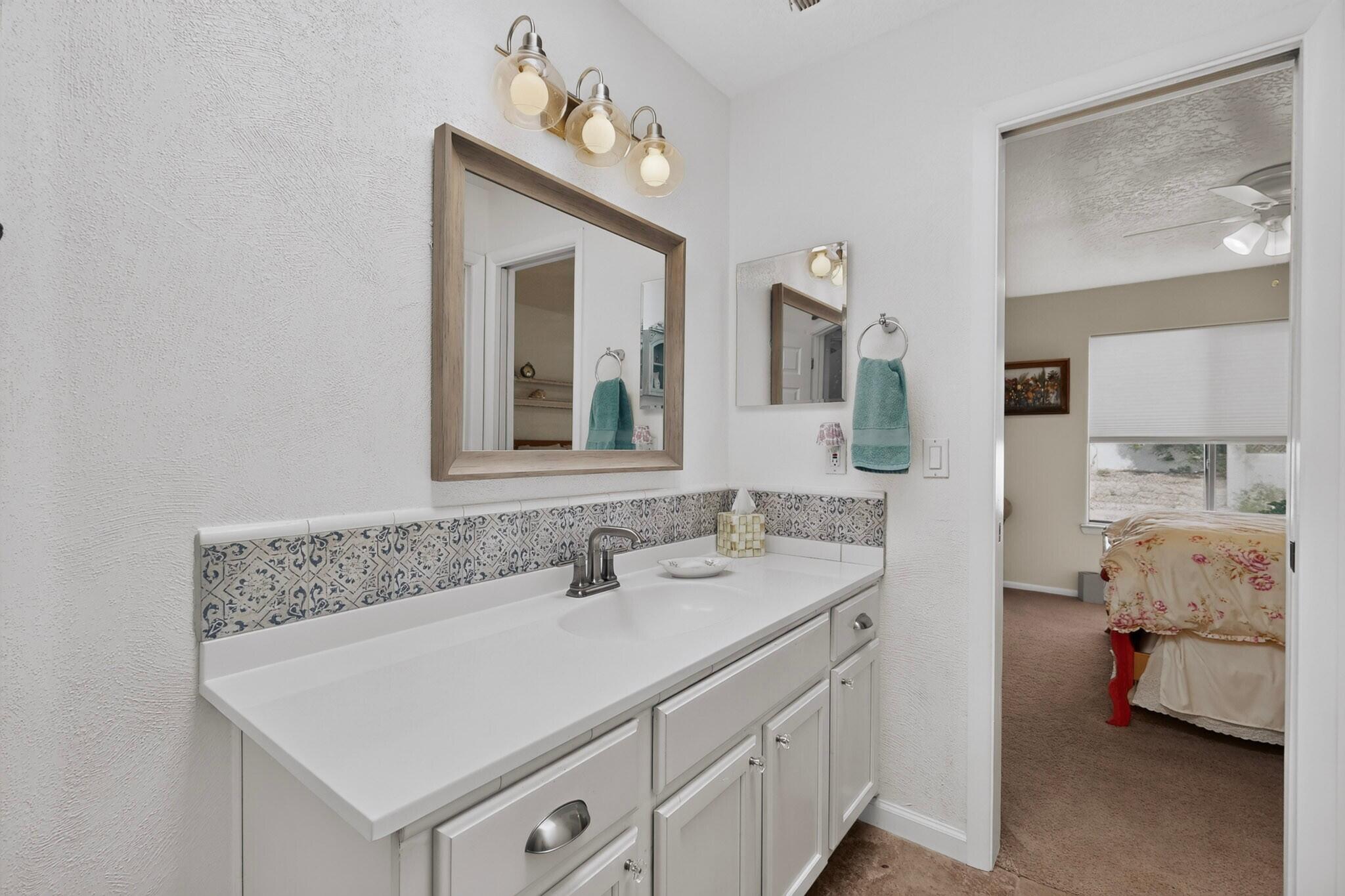 Photo 17 — 10819 Chicobush Drive NW