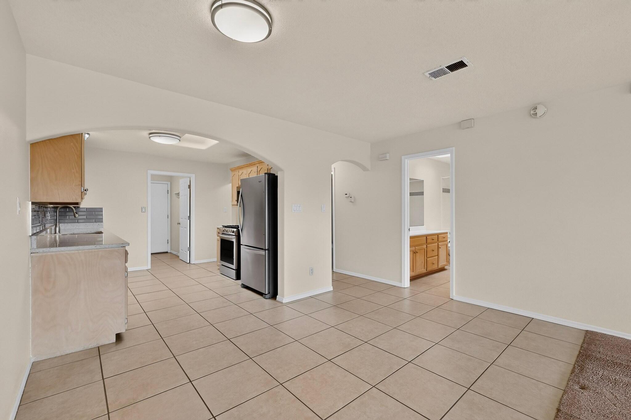 Photo 20 — 4909 Sereno Drive NE