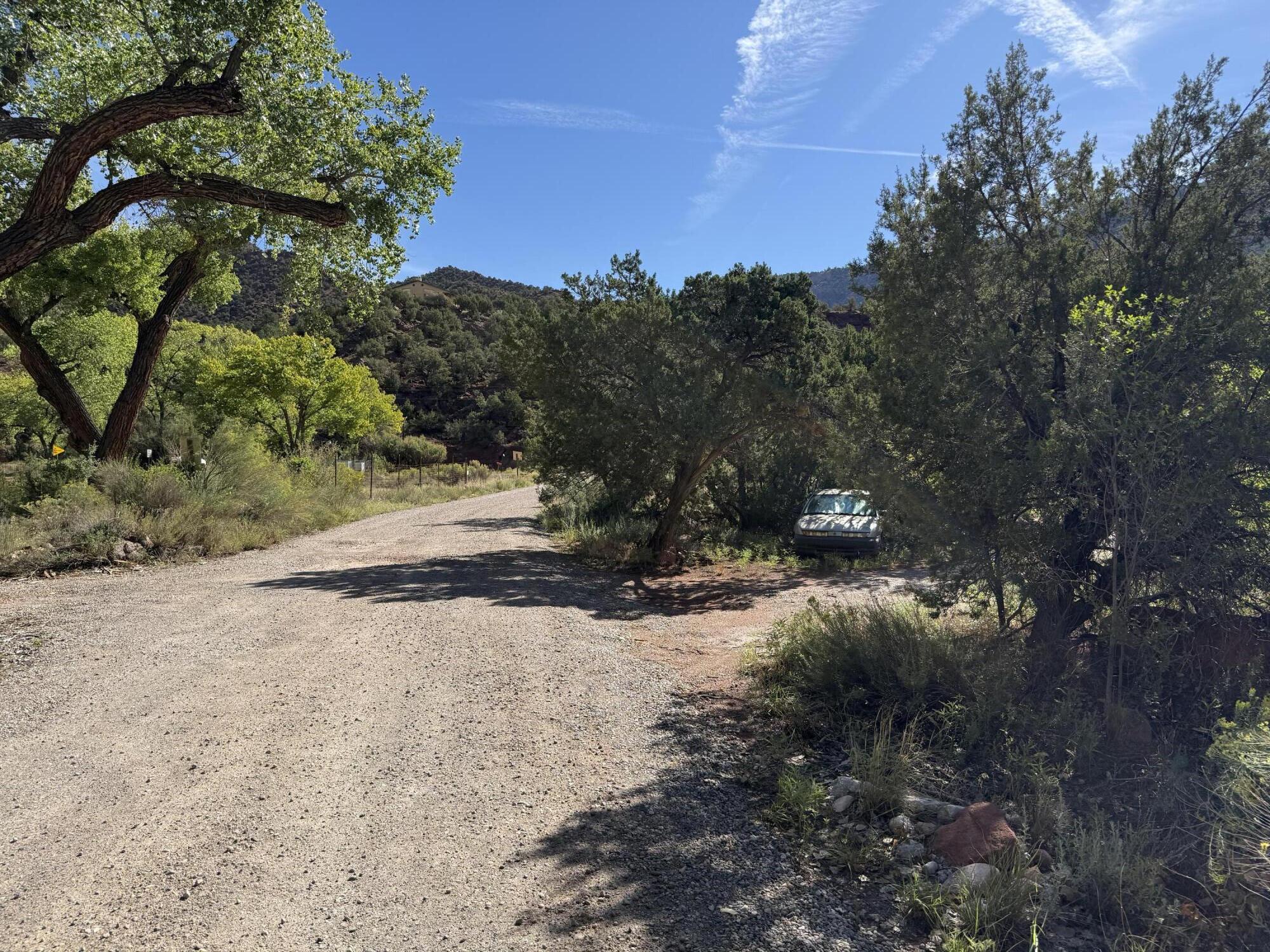 Photo 5 — 455 San Diego Drive
