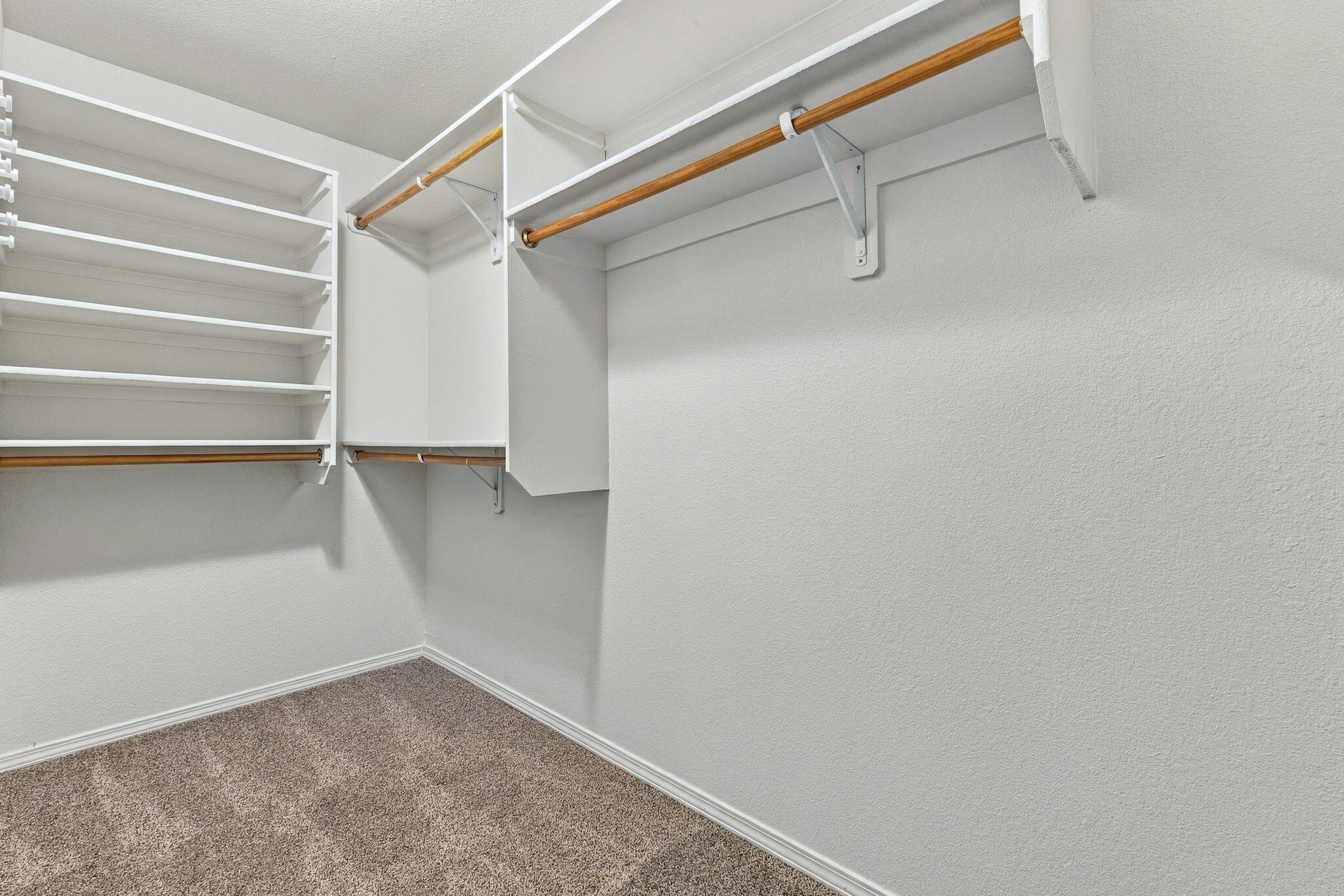 Photo 13 — 3732 Oasis Springs Road NE