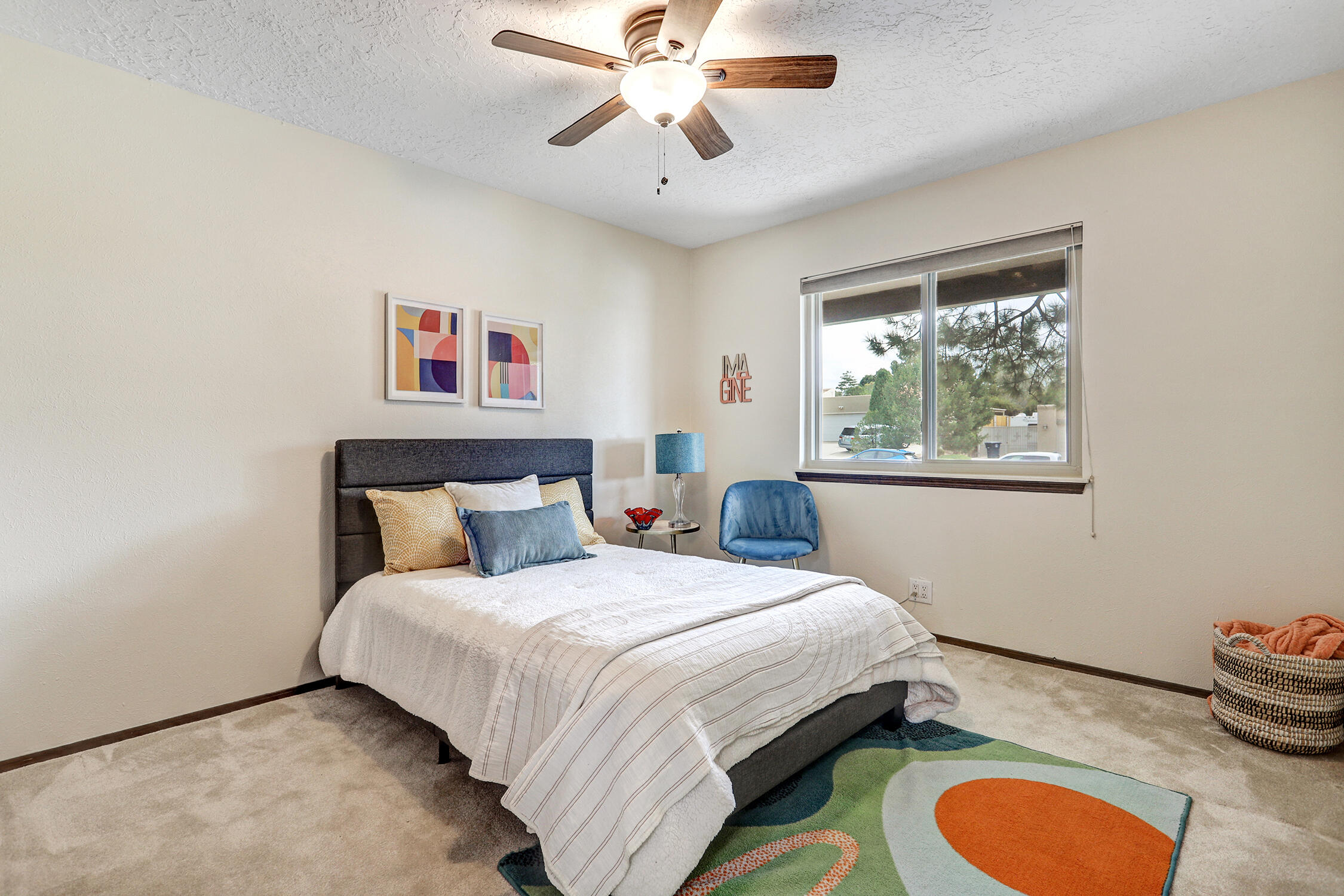 Photo 17 — 9009 Camino Del Sol NE