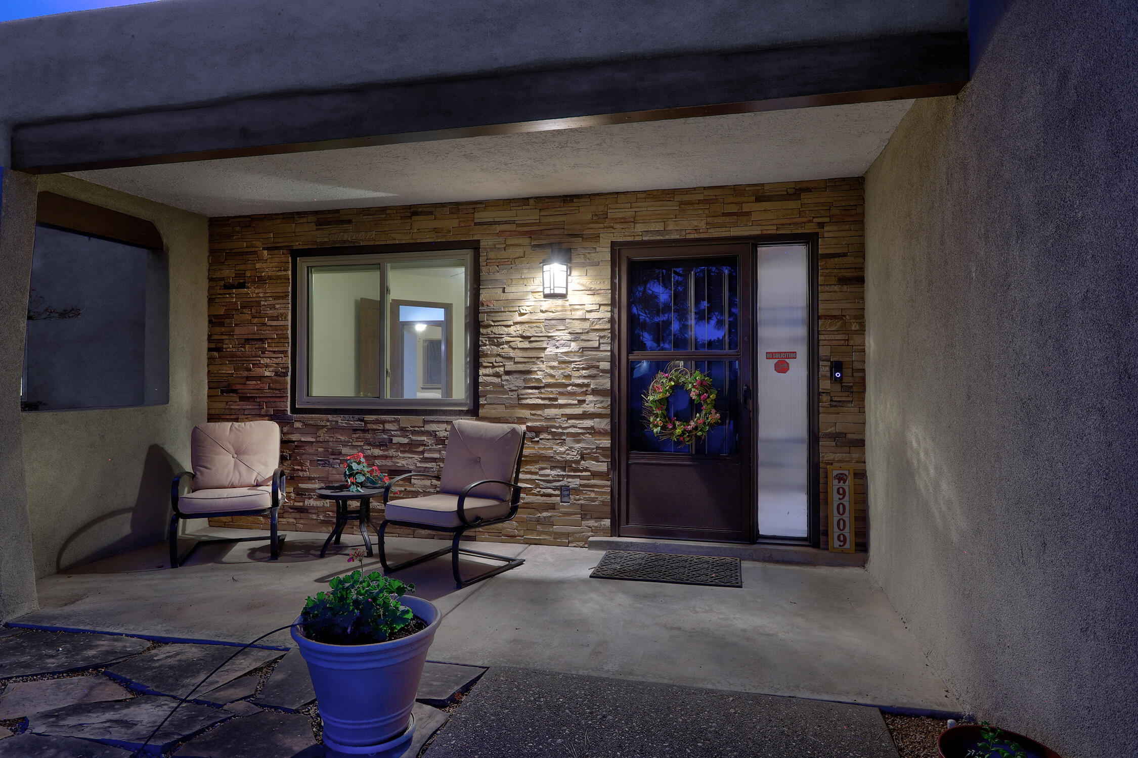 Photo 5 — 9009 Camino Del Sol NE