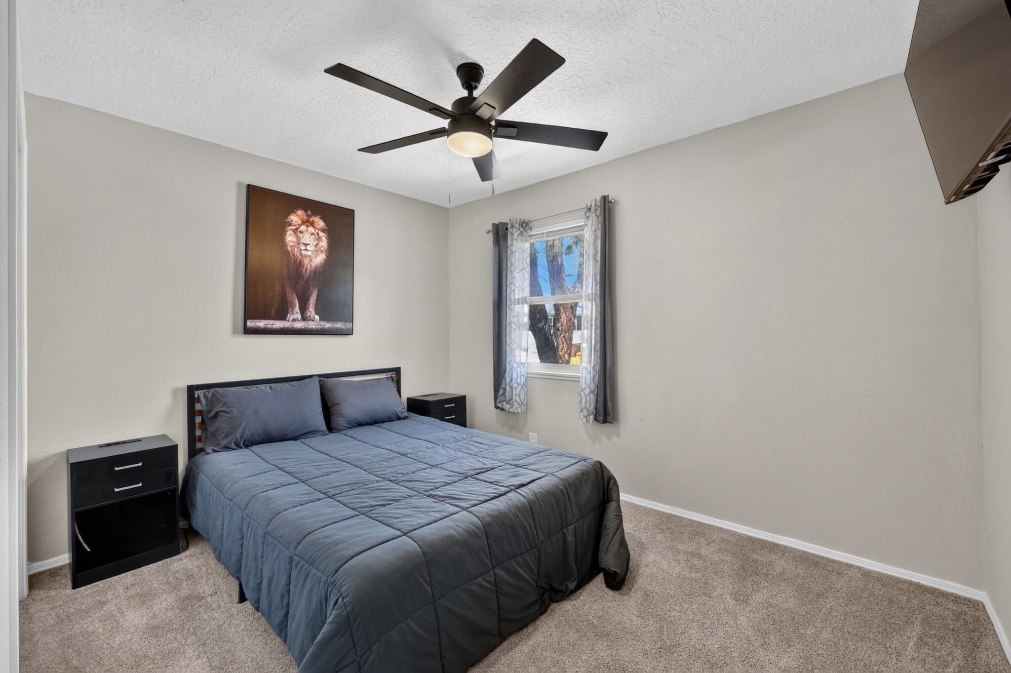 Photo 20 — 609 Grecian Lane NW
