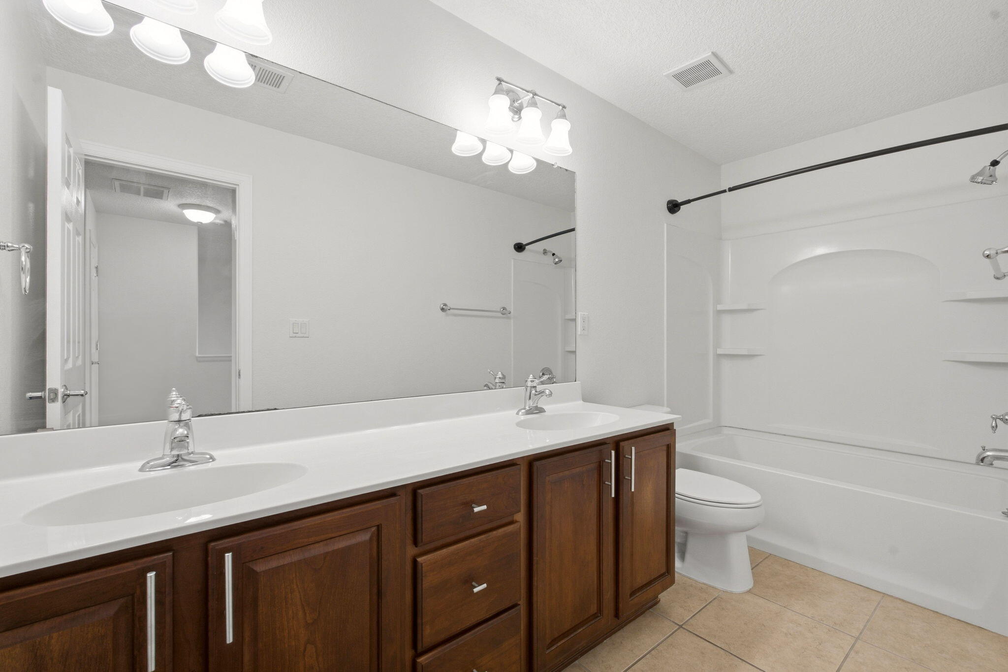 Photo 8 — 1308 Summer Breeze Drive NW