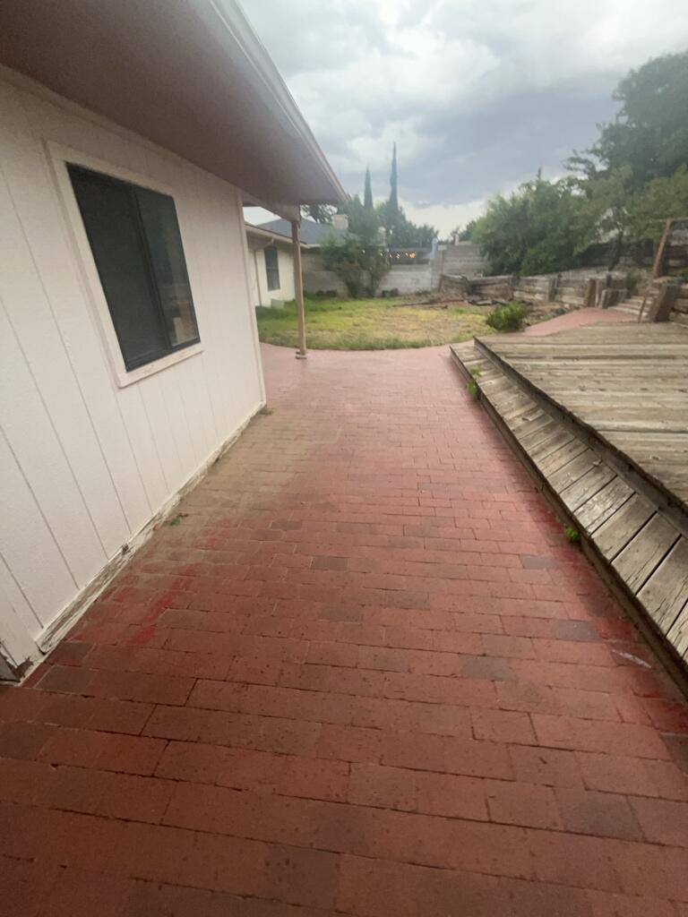 Photo 3 — 1052 Monte Largo Drive NE