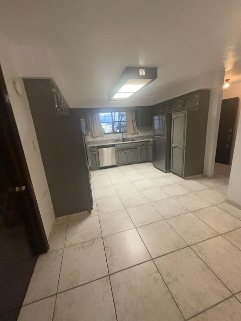 Photo 2 — 1052 Monte Largo Drive NE