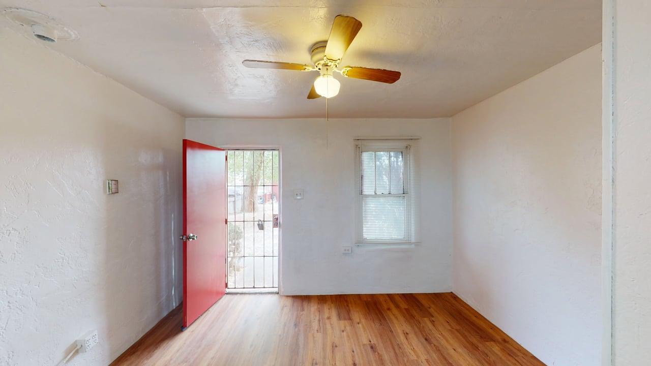 Photo 11 — 7524 2nd Street NW