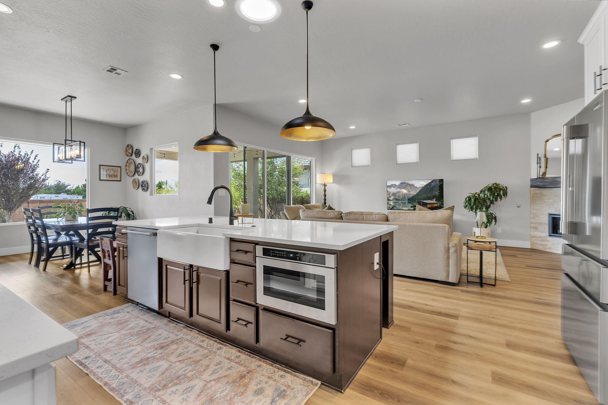 Photo 20 — 7712 Majesty Court NW