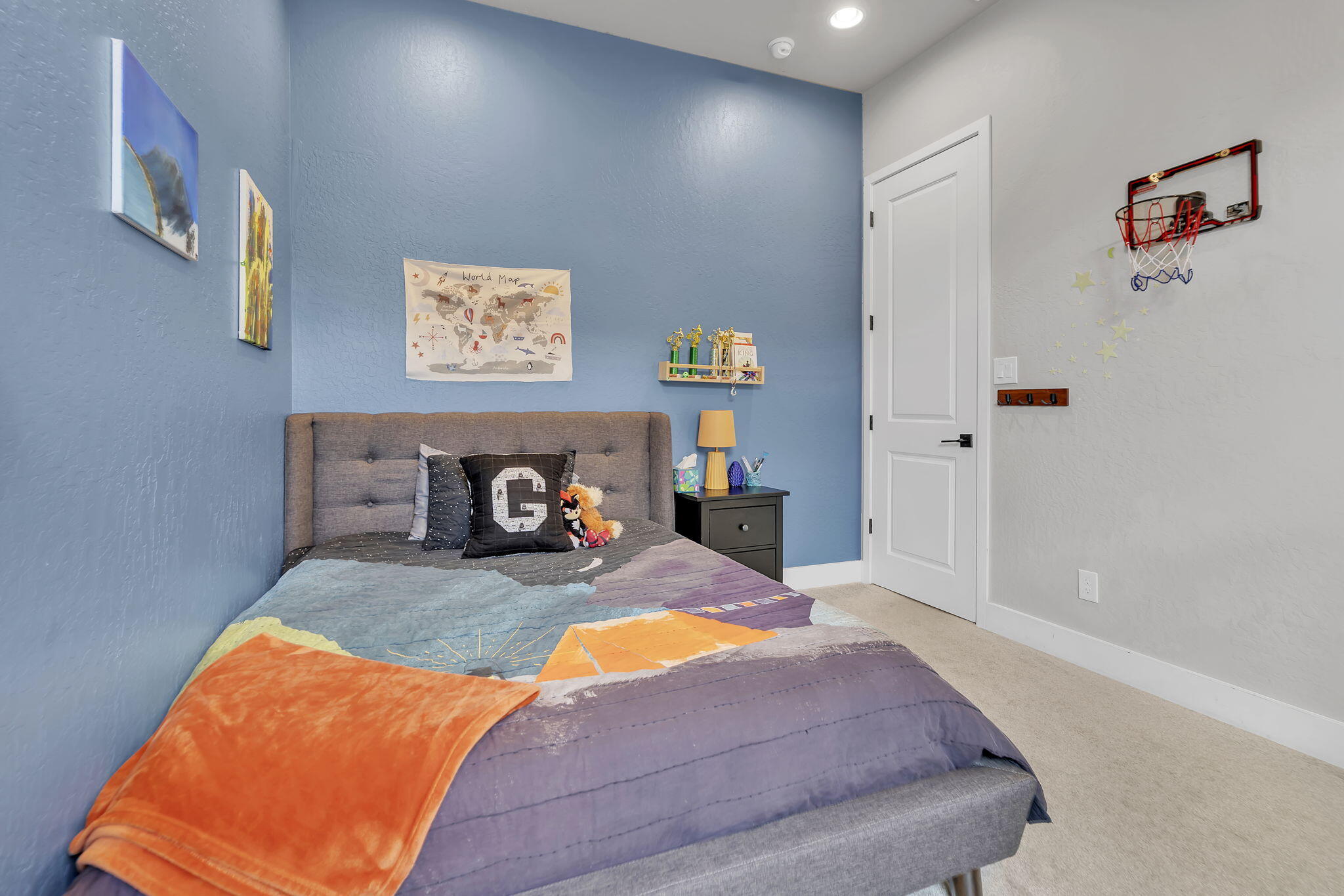 Photo 12 — 7712 Majesty Court NW