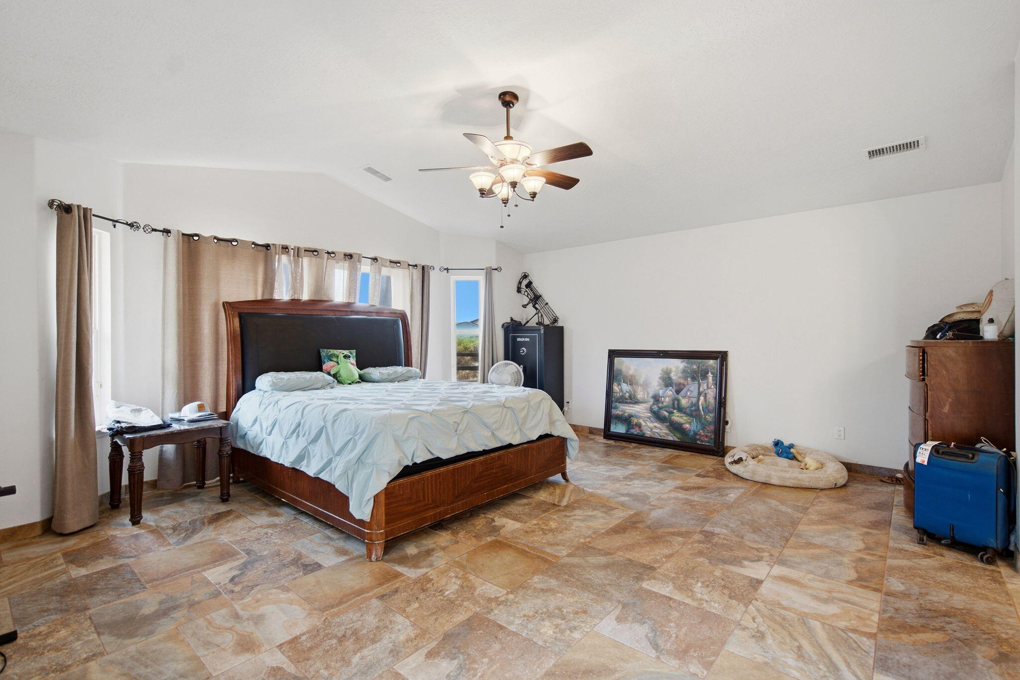 Photo 17 — 2509 Flagstone Road NE