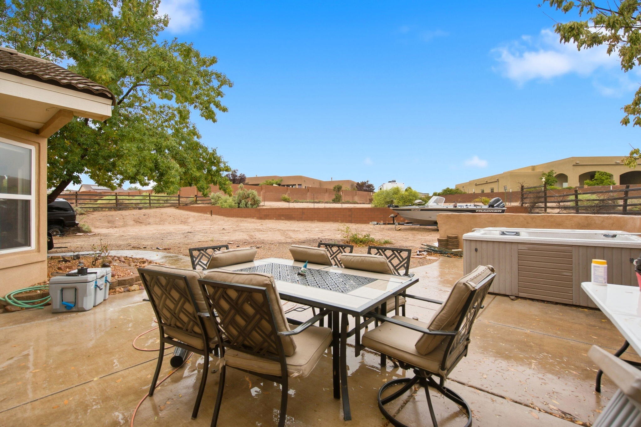 Photo 4 — 2509 Flagstone Road NE