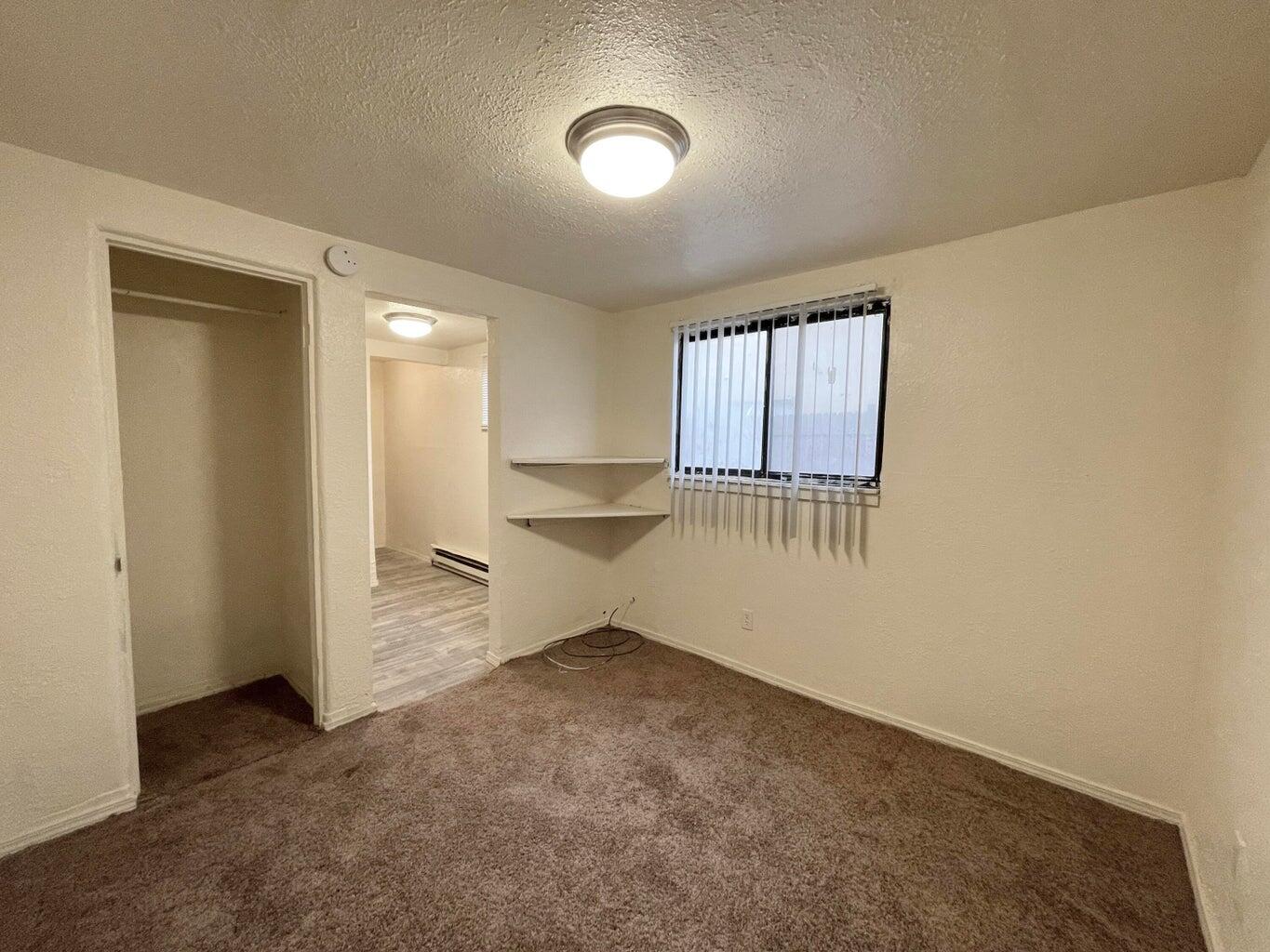Photo 3 — 304 Texas Street NE