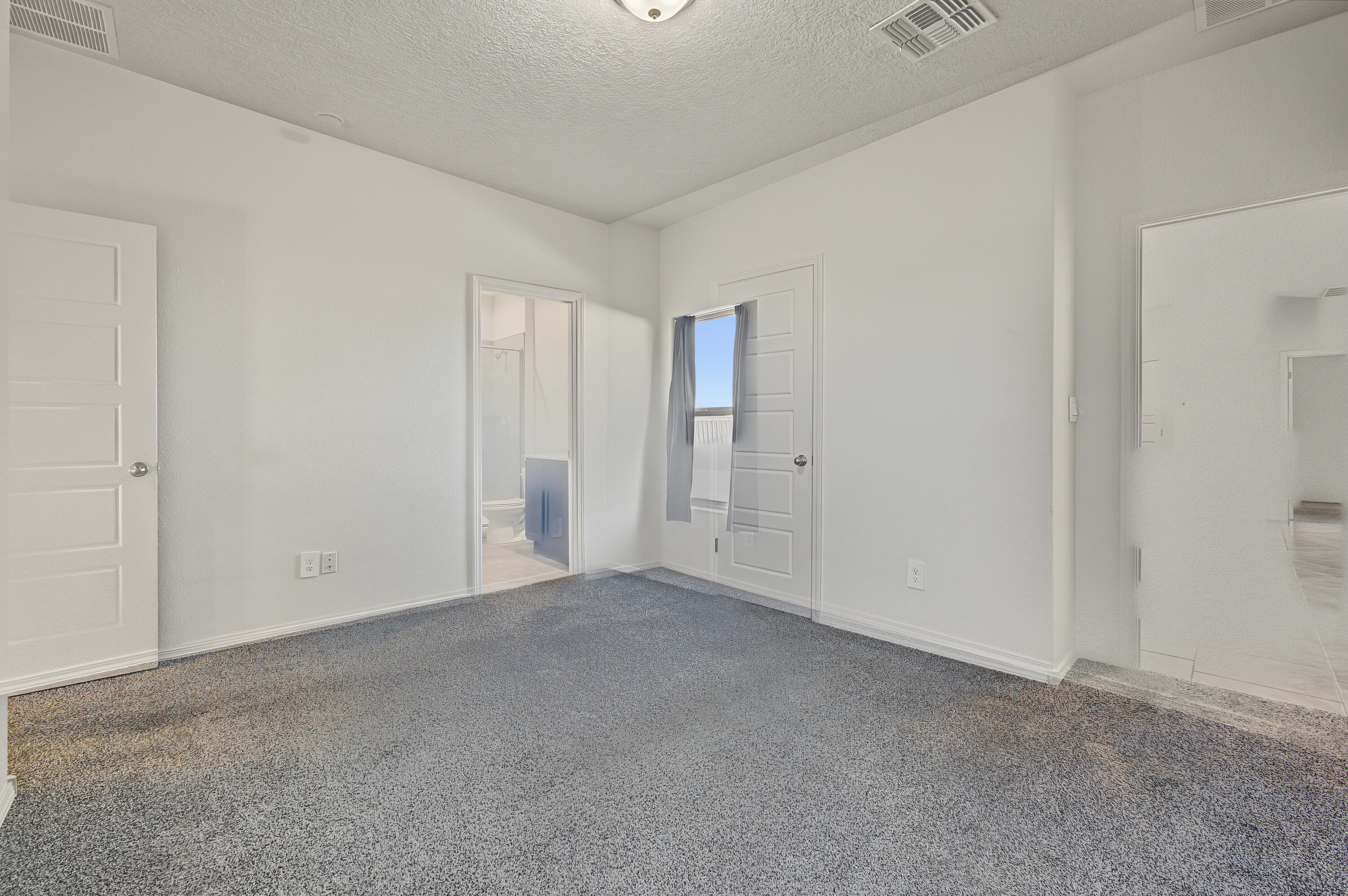 Photo 3 — 1808 Villa Contesa Loop NW