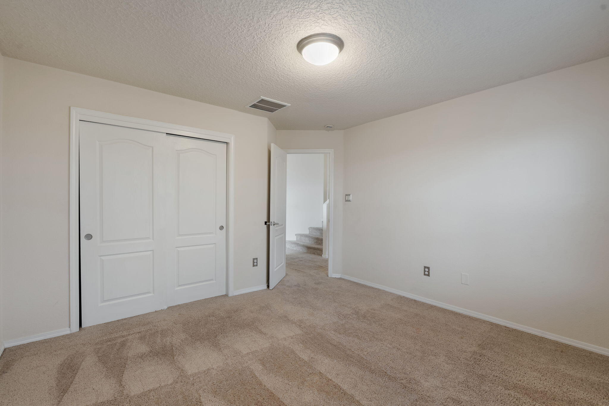 Photo 15 — 1909 Caramesa Drive SE