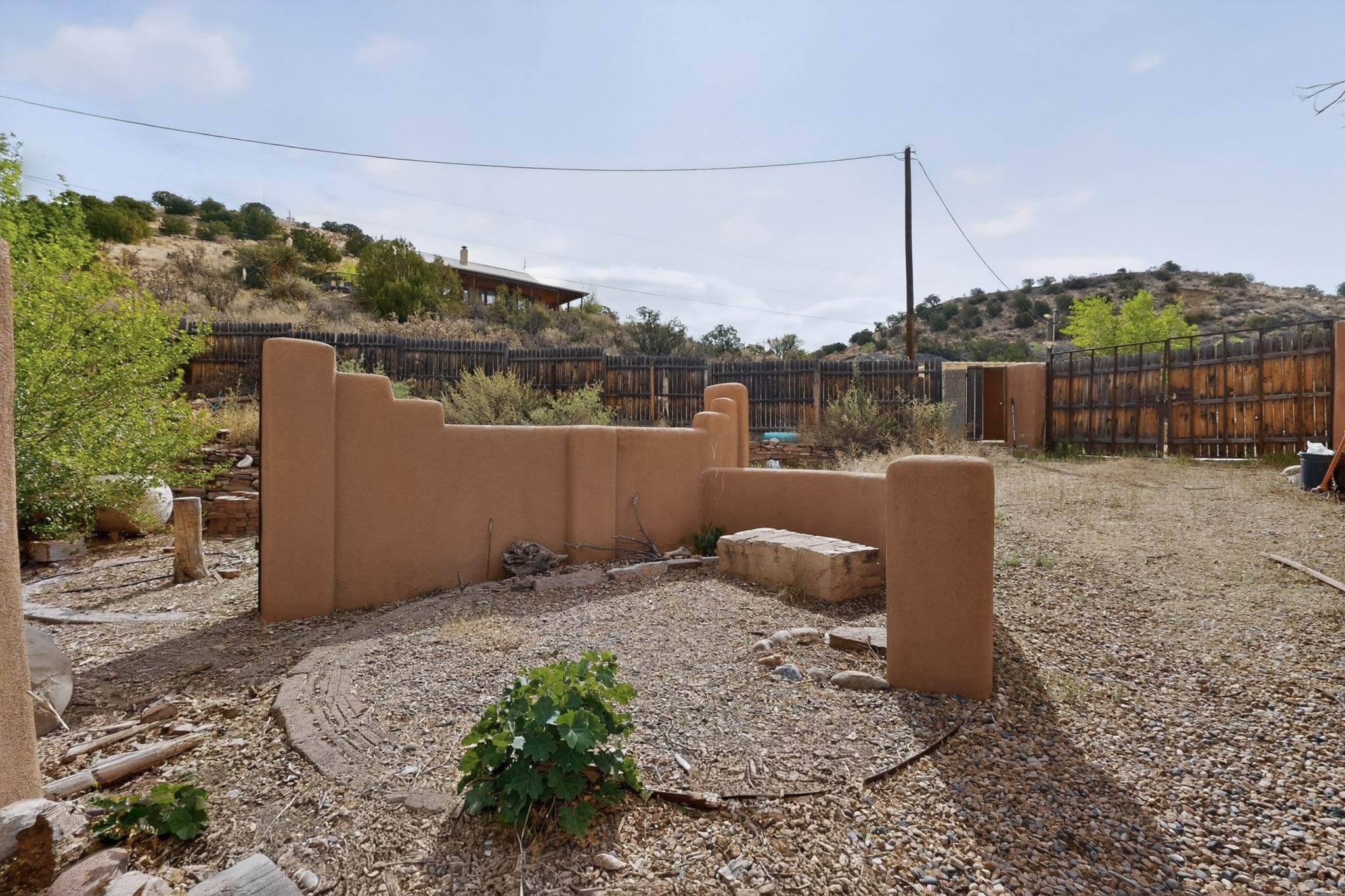 Photo 18 — 2882 NM 14