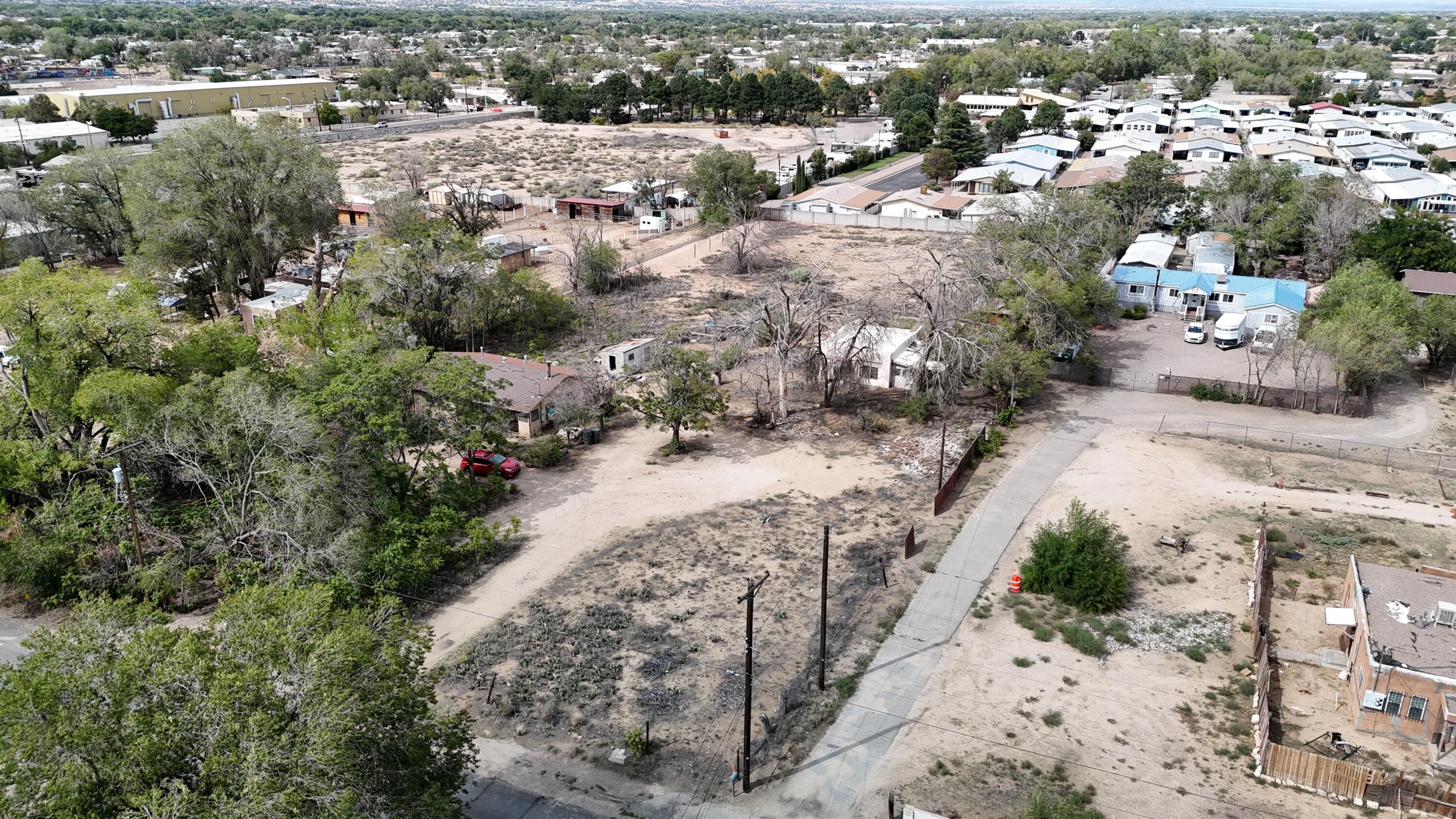 505 Mission Avenue NE, Albuquerque, NM 87107