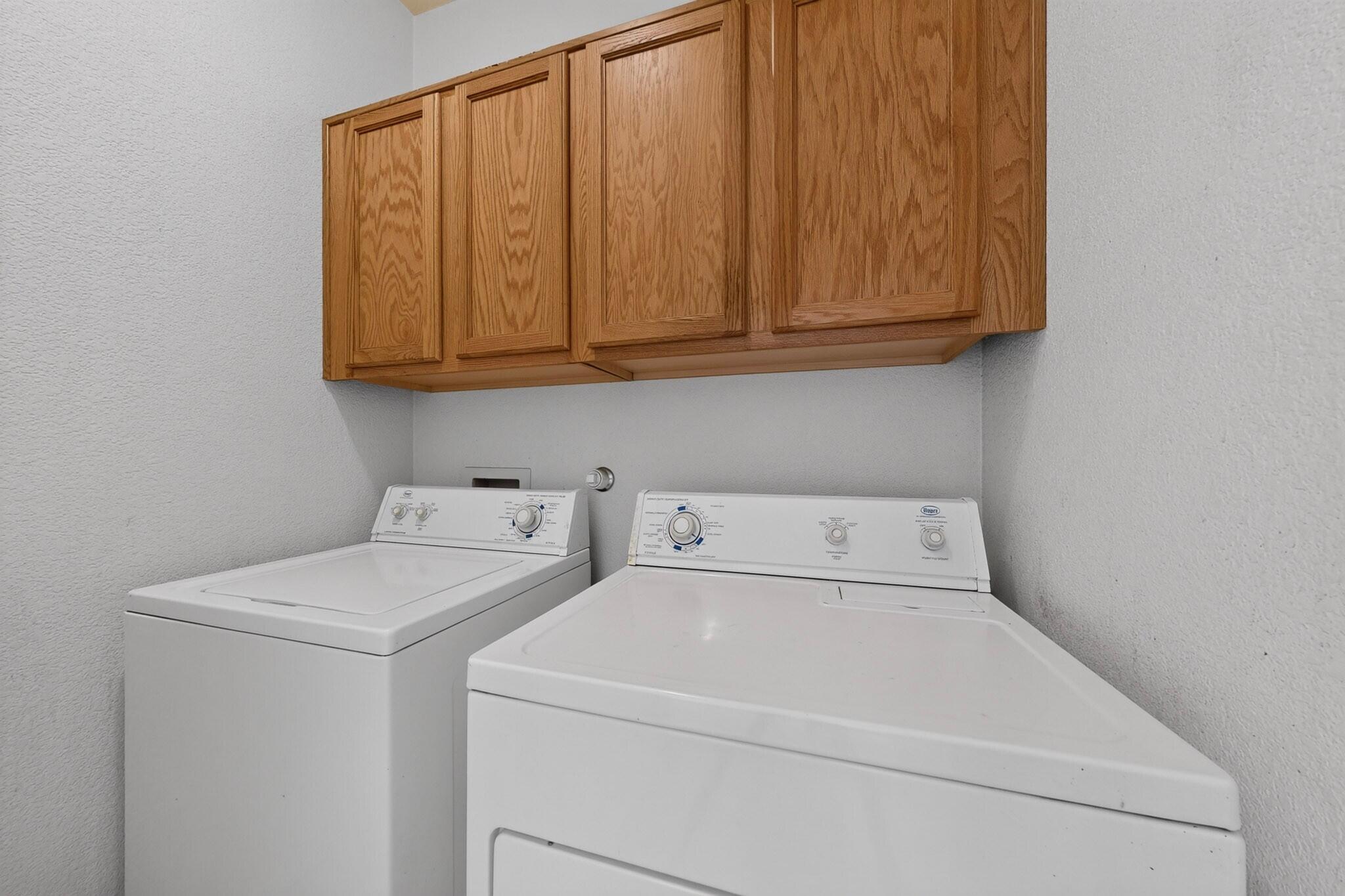Photo 15 — 6800 Vista Del Norte Drive NE 422