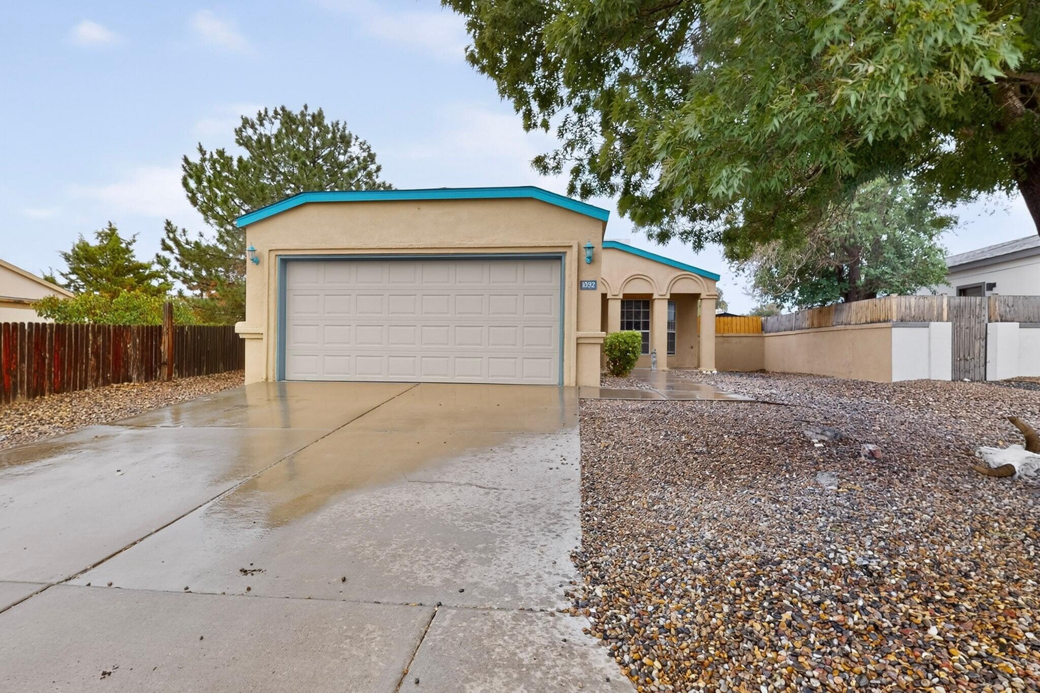 1092 Sand Dune Road NE, Rio Rancho, NM 87144
