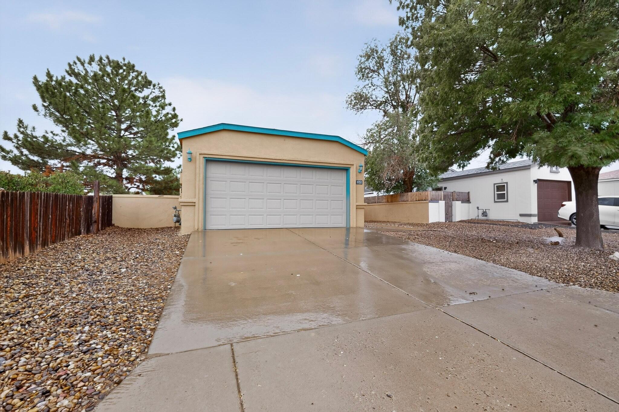 Photo 17 — 1092 Sand Dune Road NE