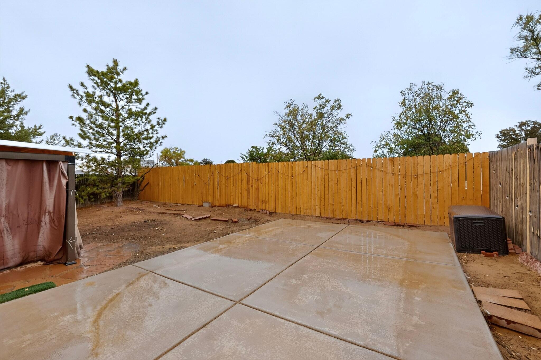 Photo 6 — 1092 Sand Dune Road NE