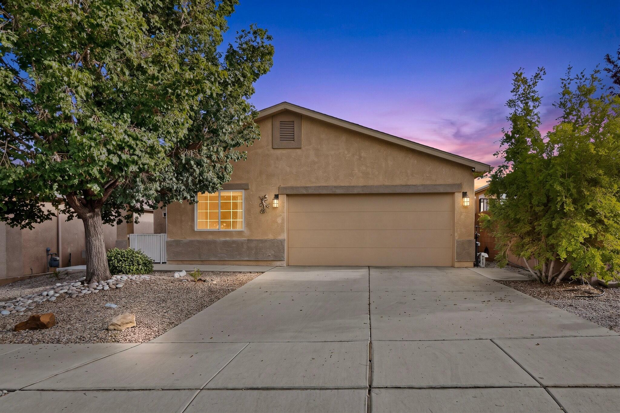10716 Beaker Road SW, Albuquerque, NM 87121