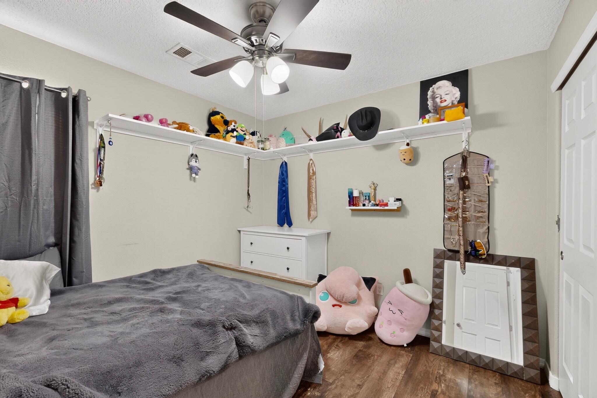 Photo 7 — 10716 Beaker Road SW