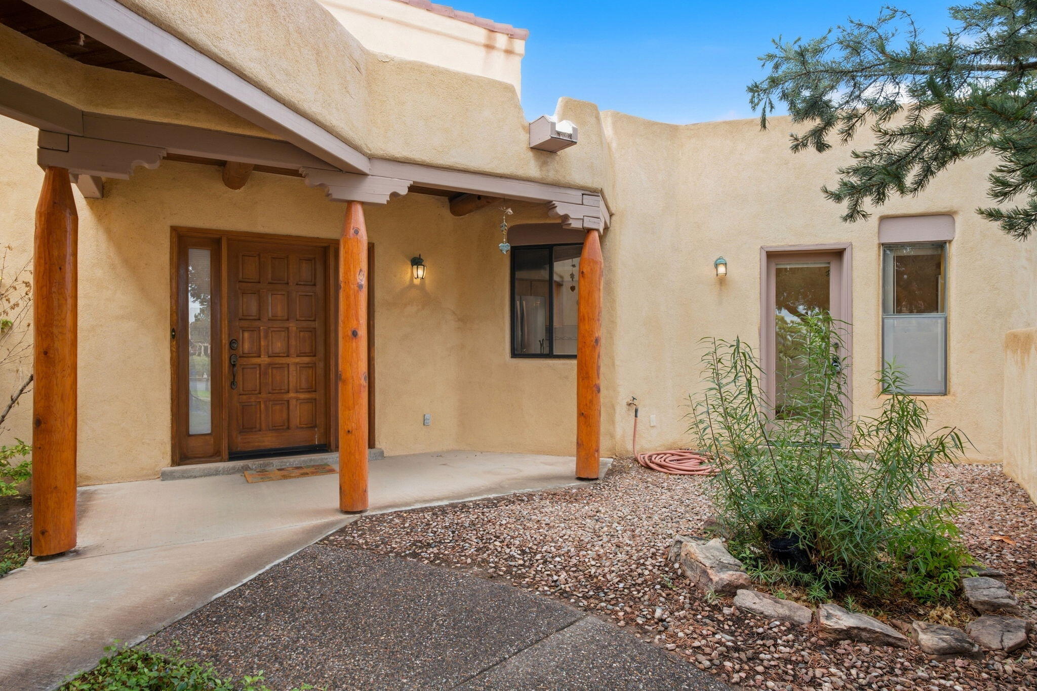 Photo 17 — 2046 Rivers Edge Drive NE