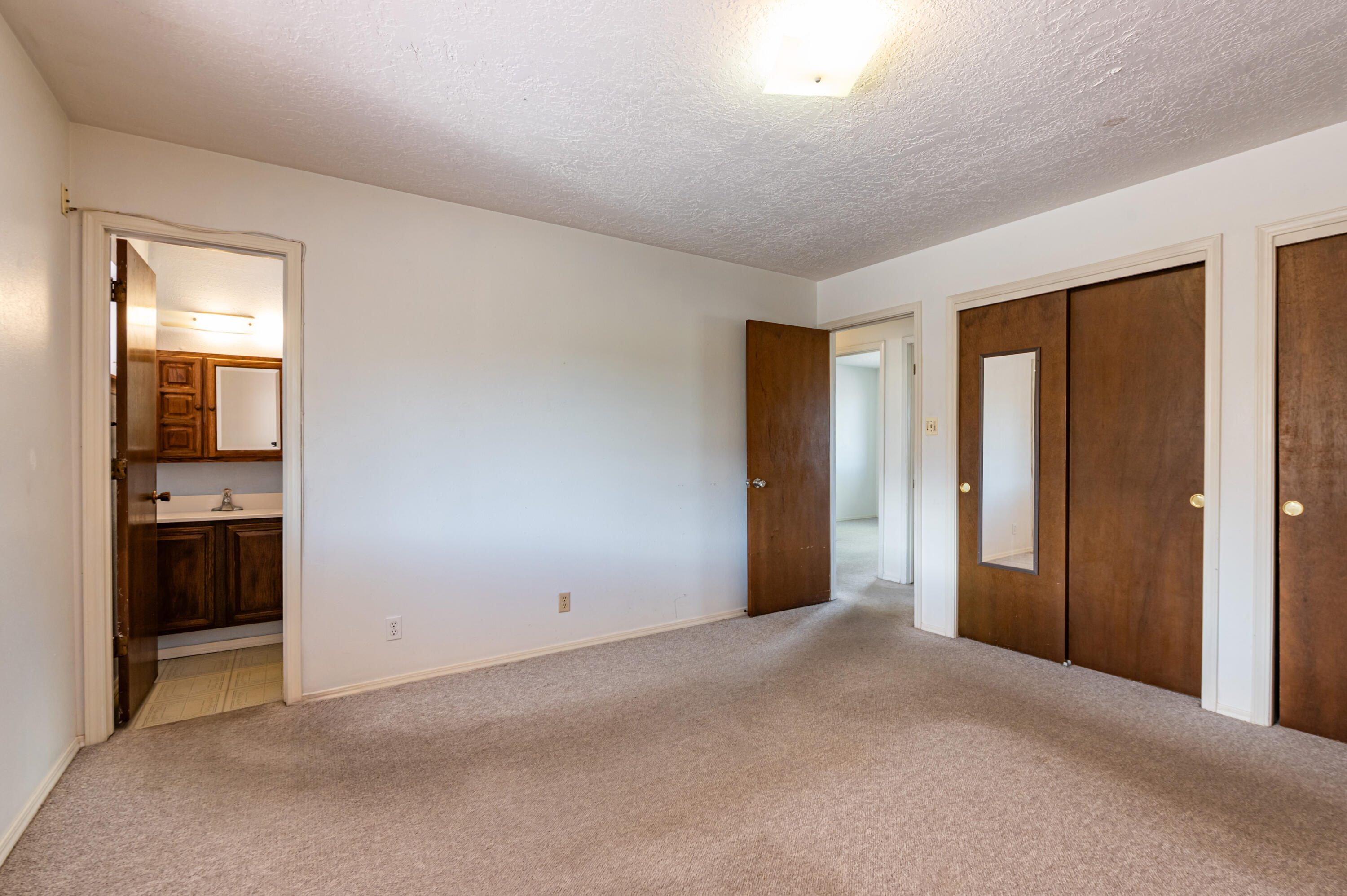 Photo 13 — 803 Pinehurst Road SE
