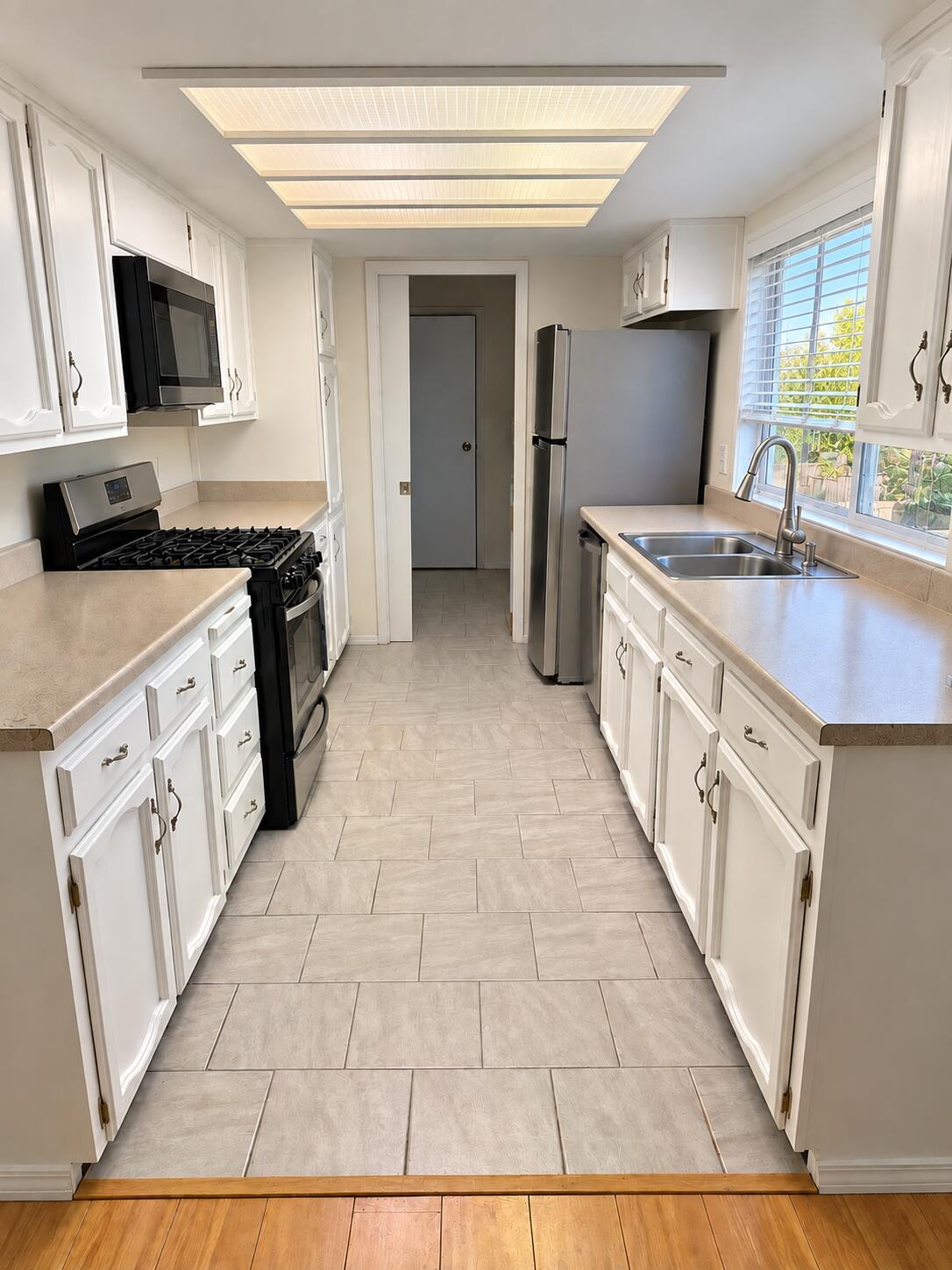 Photo 16 — 3708 Chelwood Drive NE