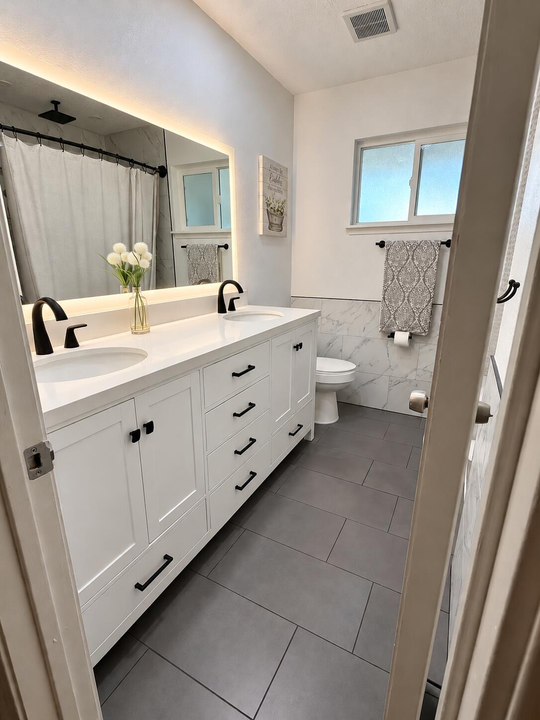 Photo 12 — 3708 Chelwood Drive NE