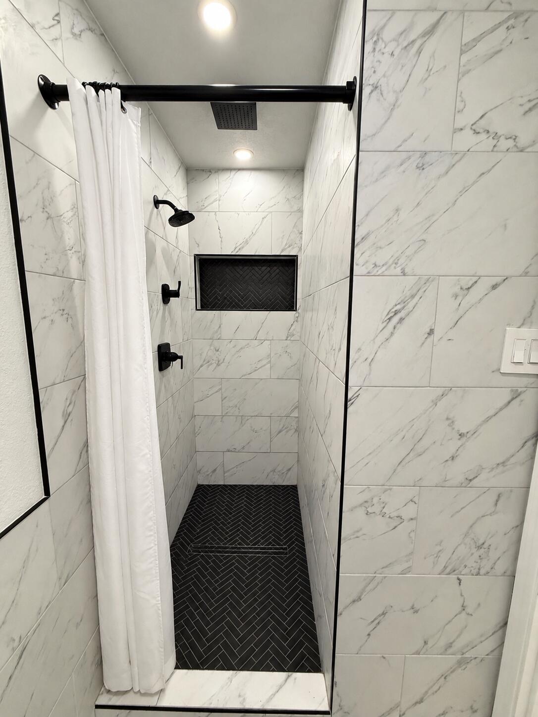 Photo 3 — 3708 Chelwood Drive NE