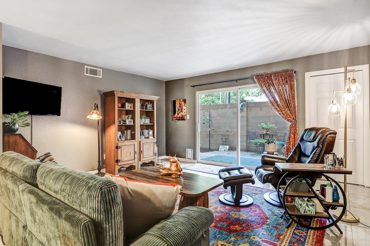 Photo 12 — 1821 Dartmouth Drive NE 104