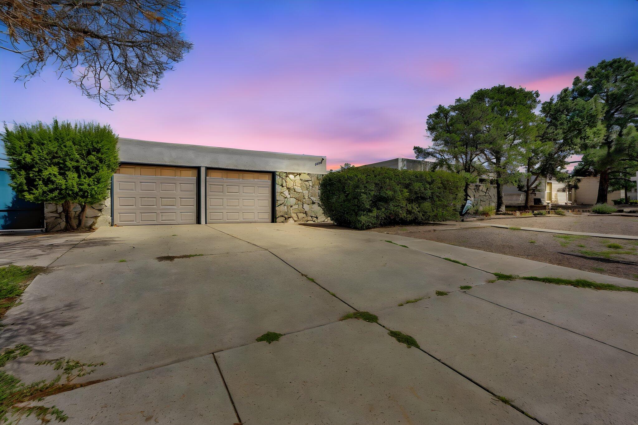 8901 Osuna Road NE, Albuquerque, NM 87111