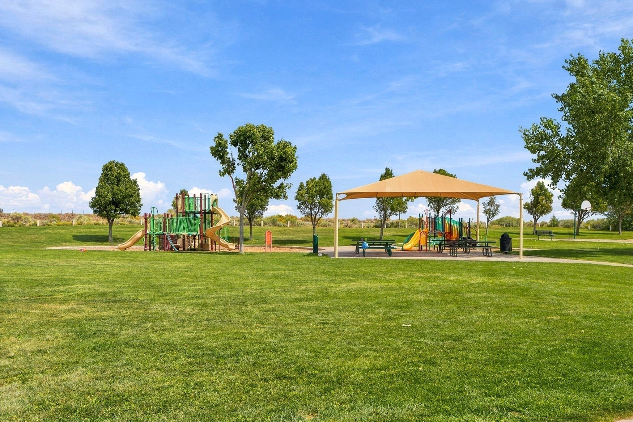 Photo 2 — 3408 Oregon Trail Road NE