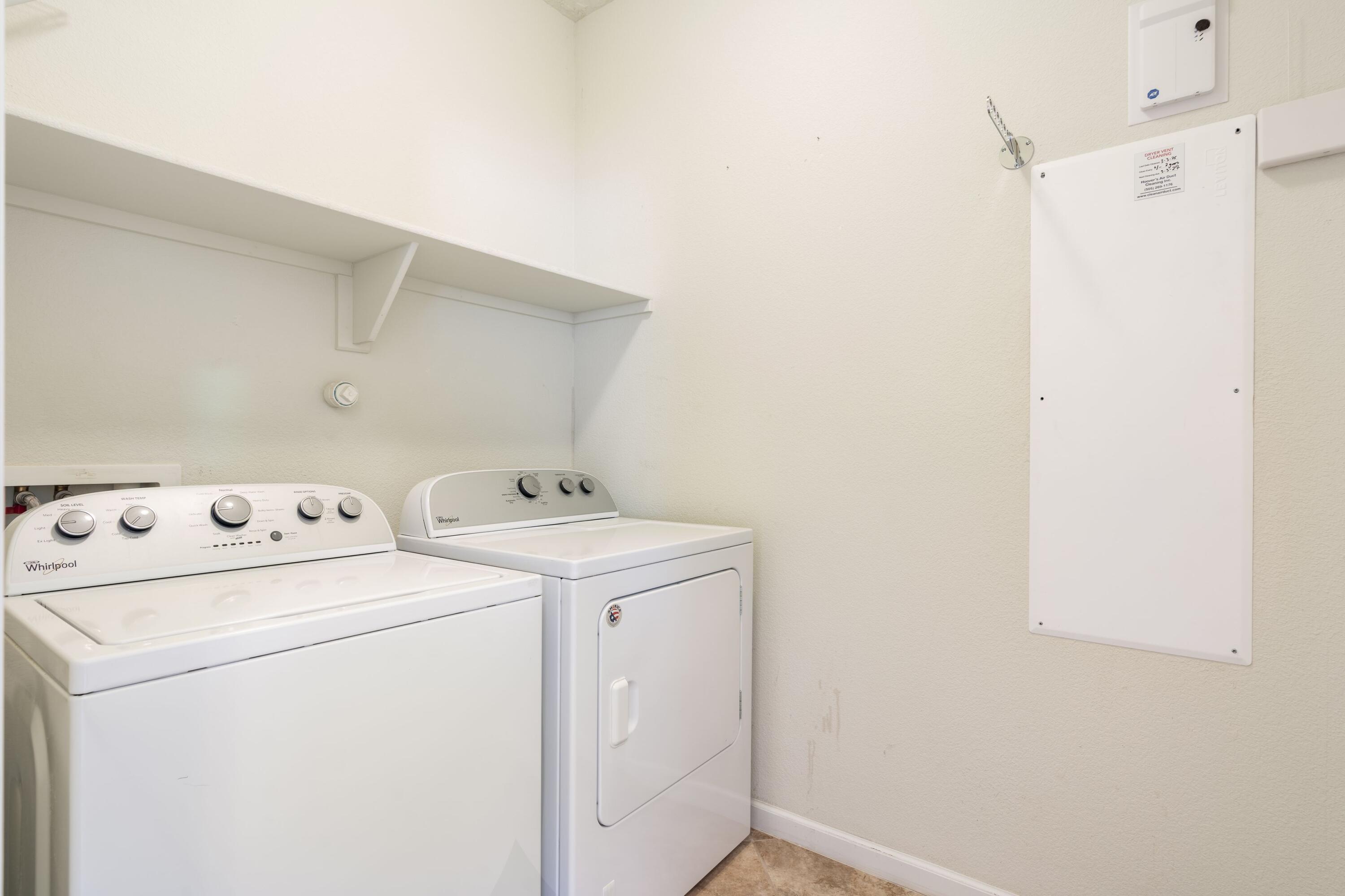 Photo 16 — 4010 Sierra Alta Avenue NE