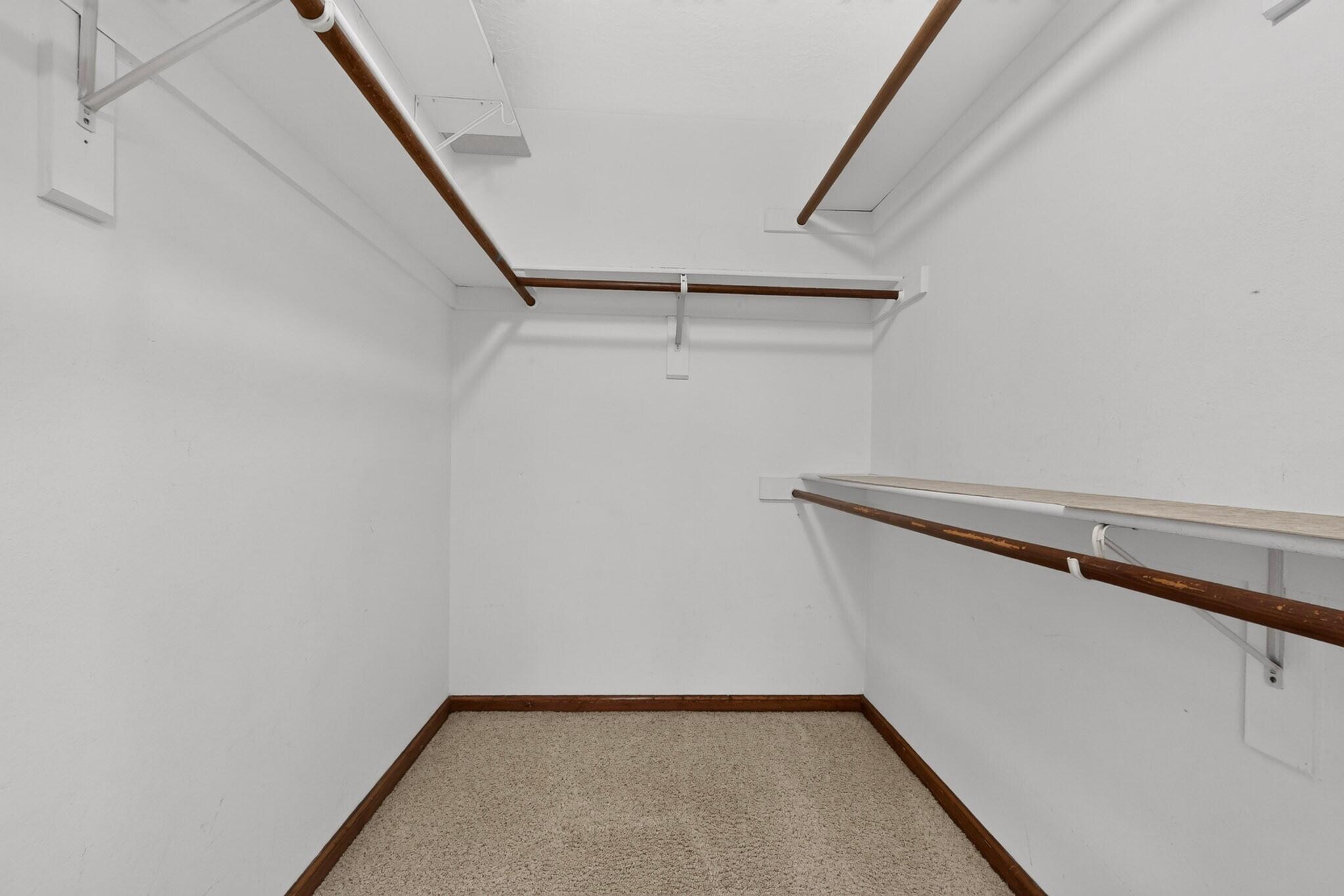 Photo 12 — 2835 Estrella Brillante Street NW