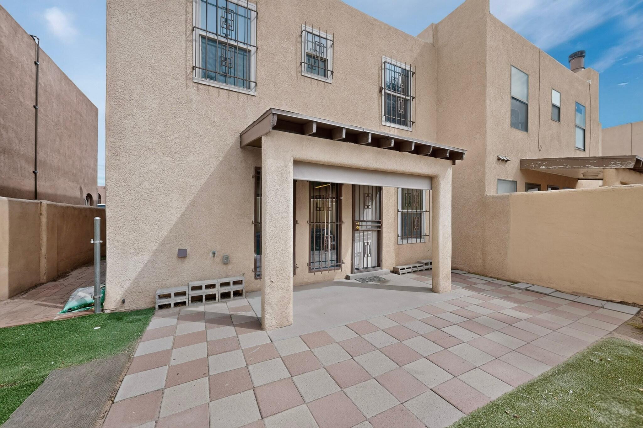 Photo 5 — 2835 Estrella Brillante Street NW
