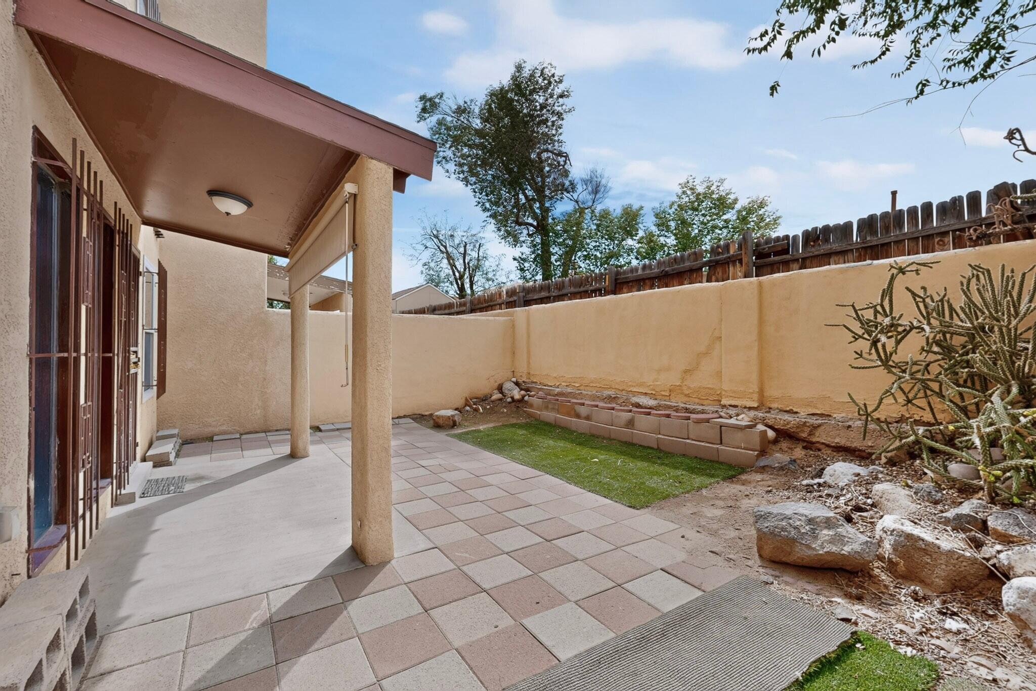 Photo 4 — 2835 Estrella Brillante Street NW
